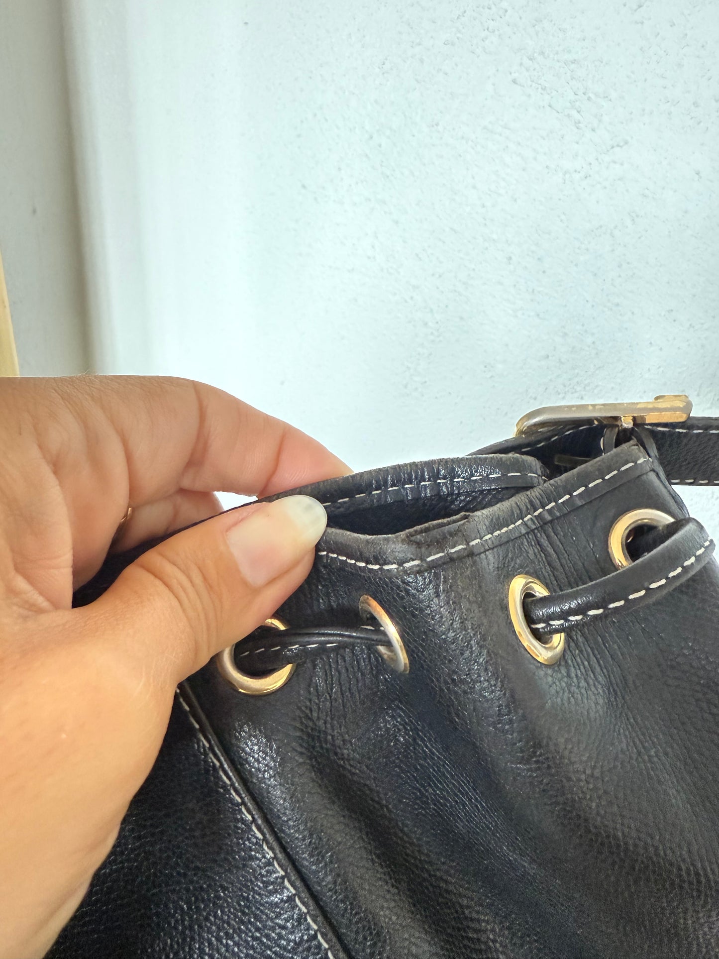 Yves Saint Laurent Bucket bag