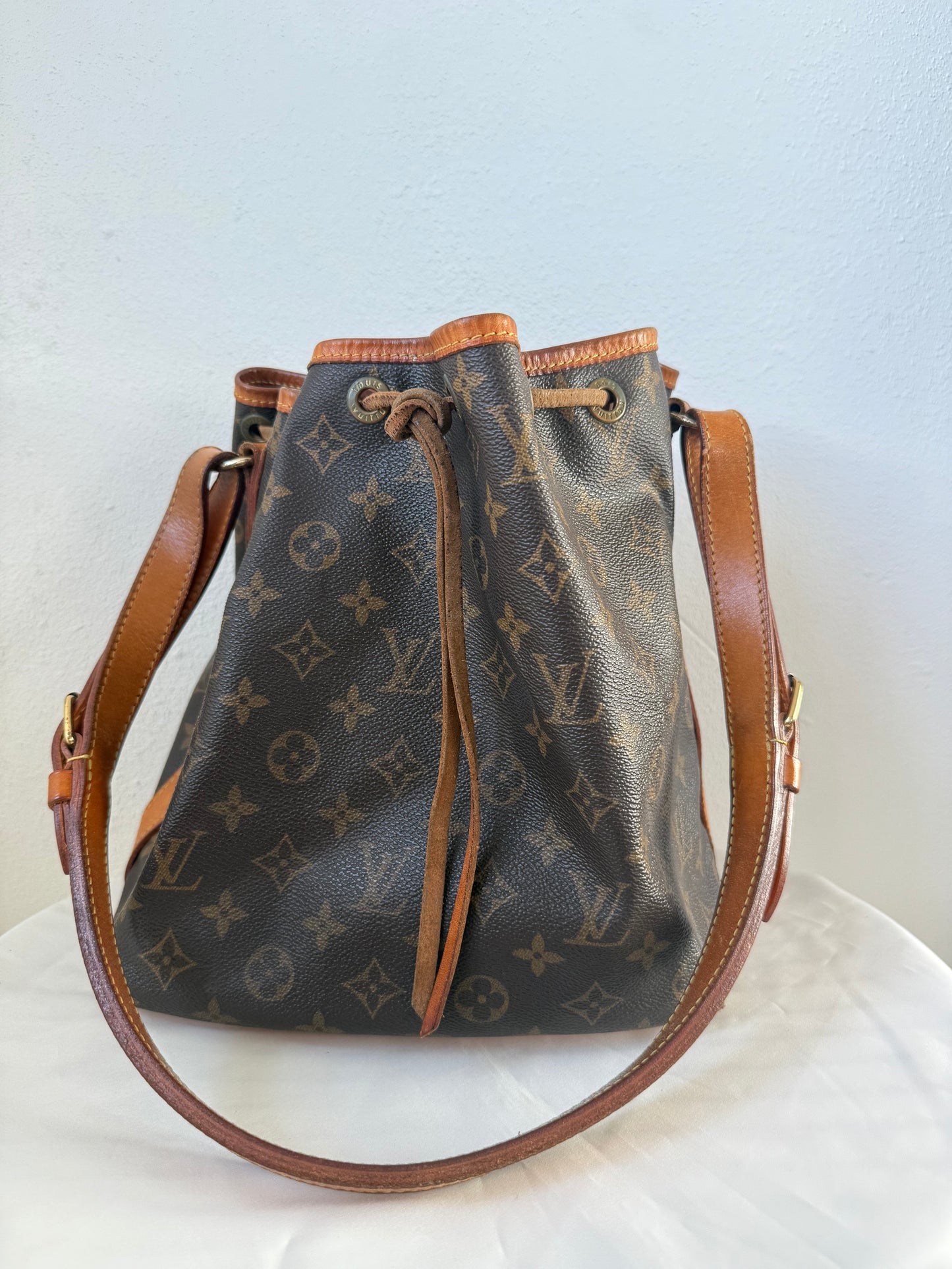 Louis Vuitton Noé Petit