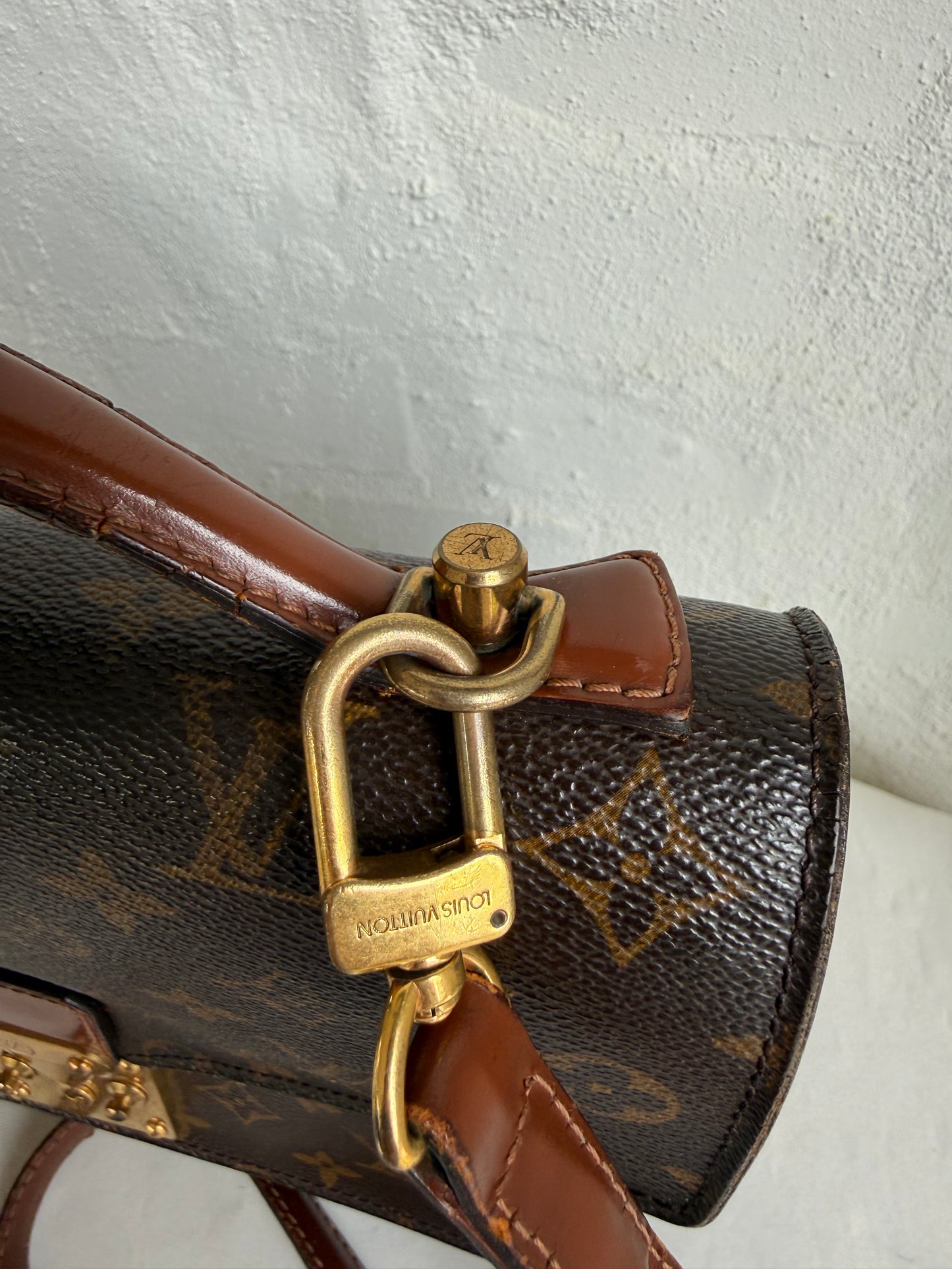 Louis Vuitton Monceau 28