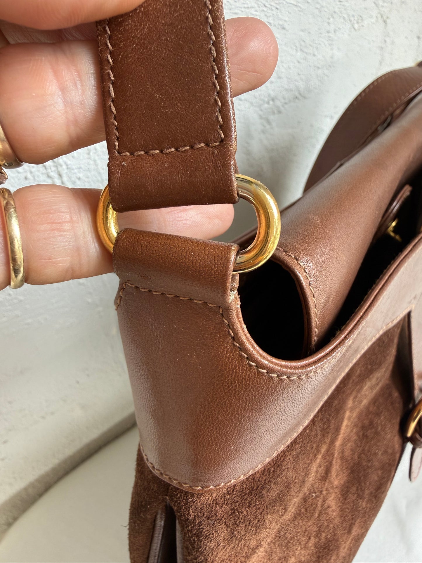Gucci Suede Shoulder bag