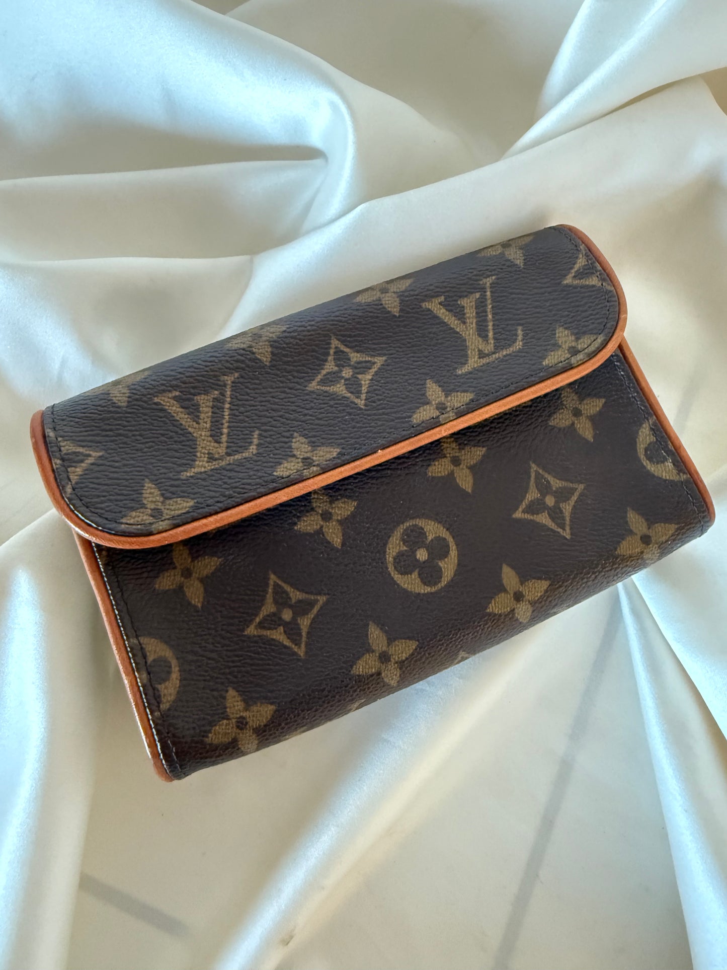 Louis Vuitton Pochette Florentine waist bag