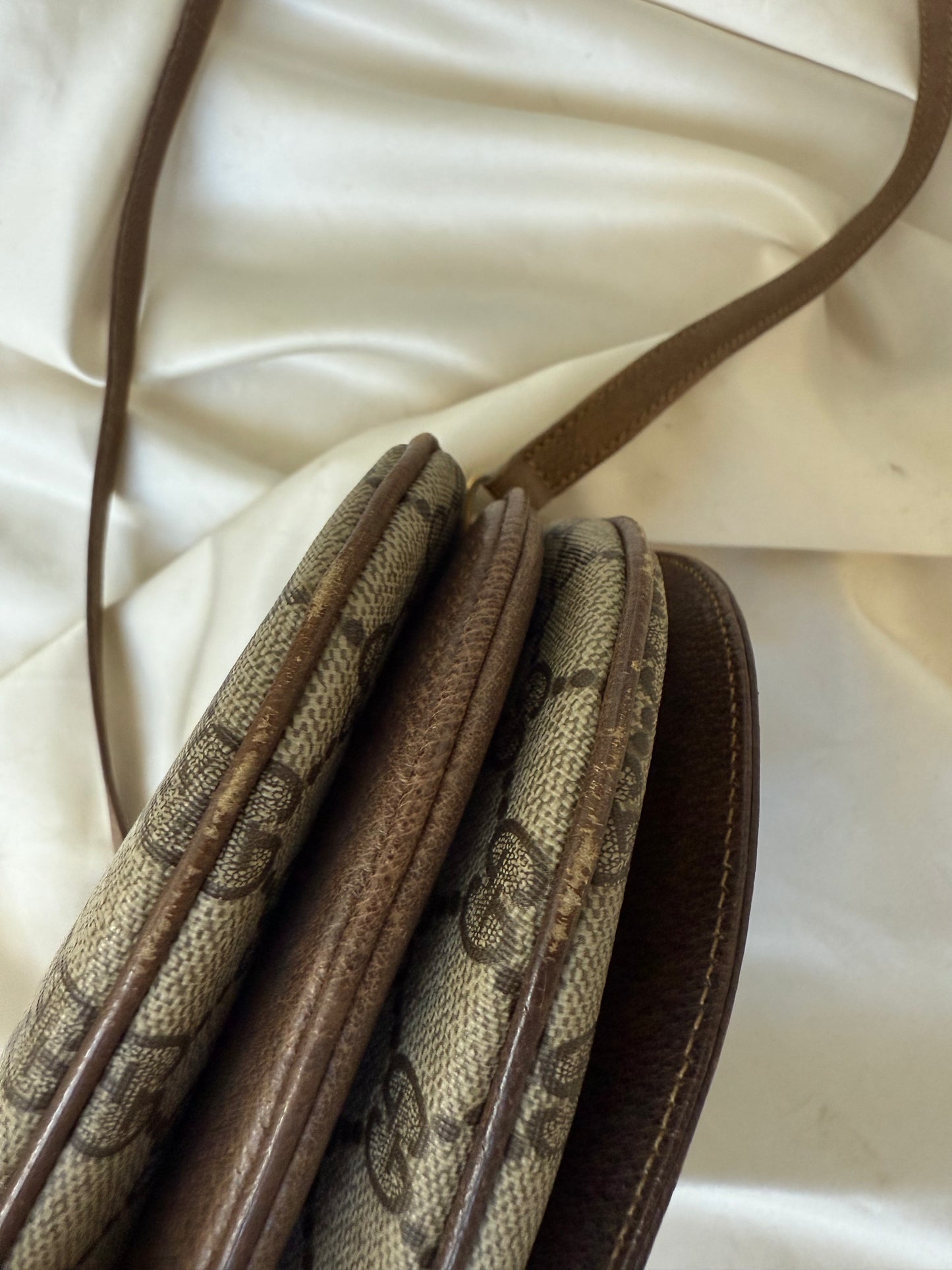 Gucci Crossbody