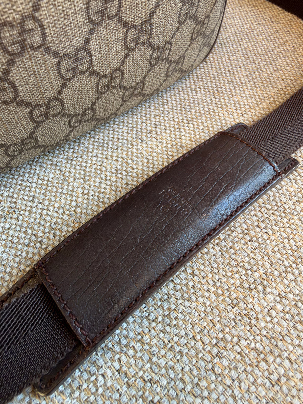 Gucci Messenger bag