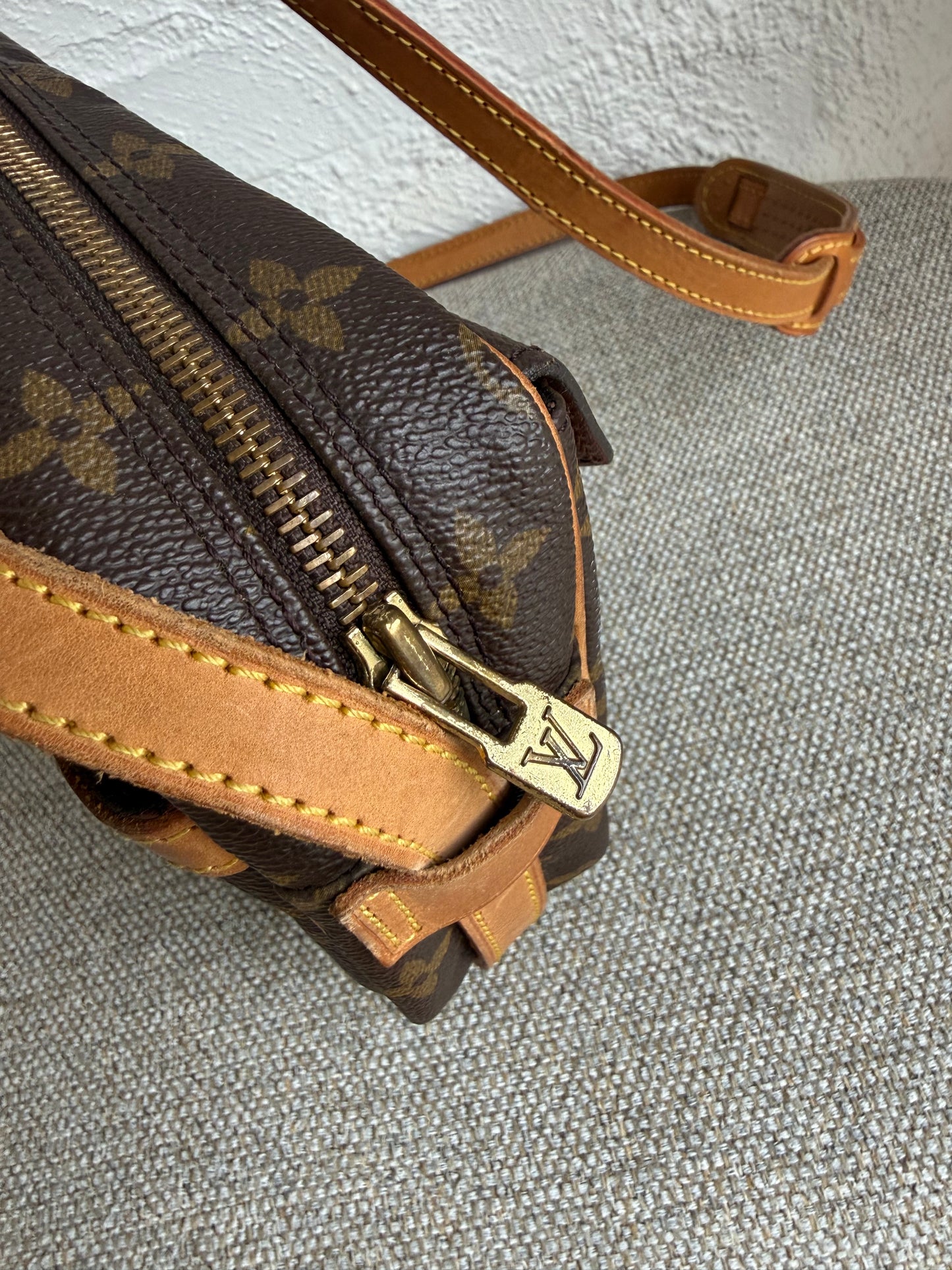 Louis Vuitton Jeune Fille MM