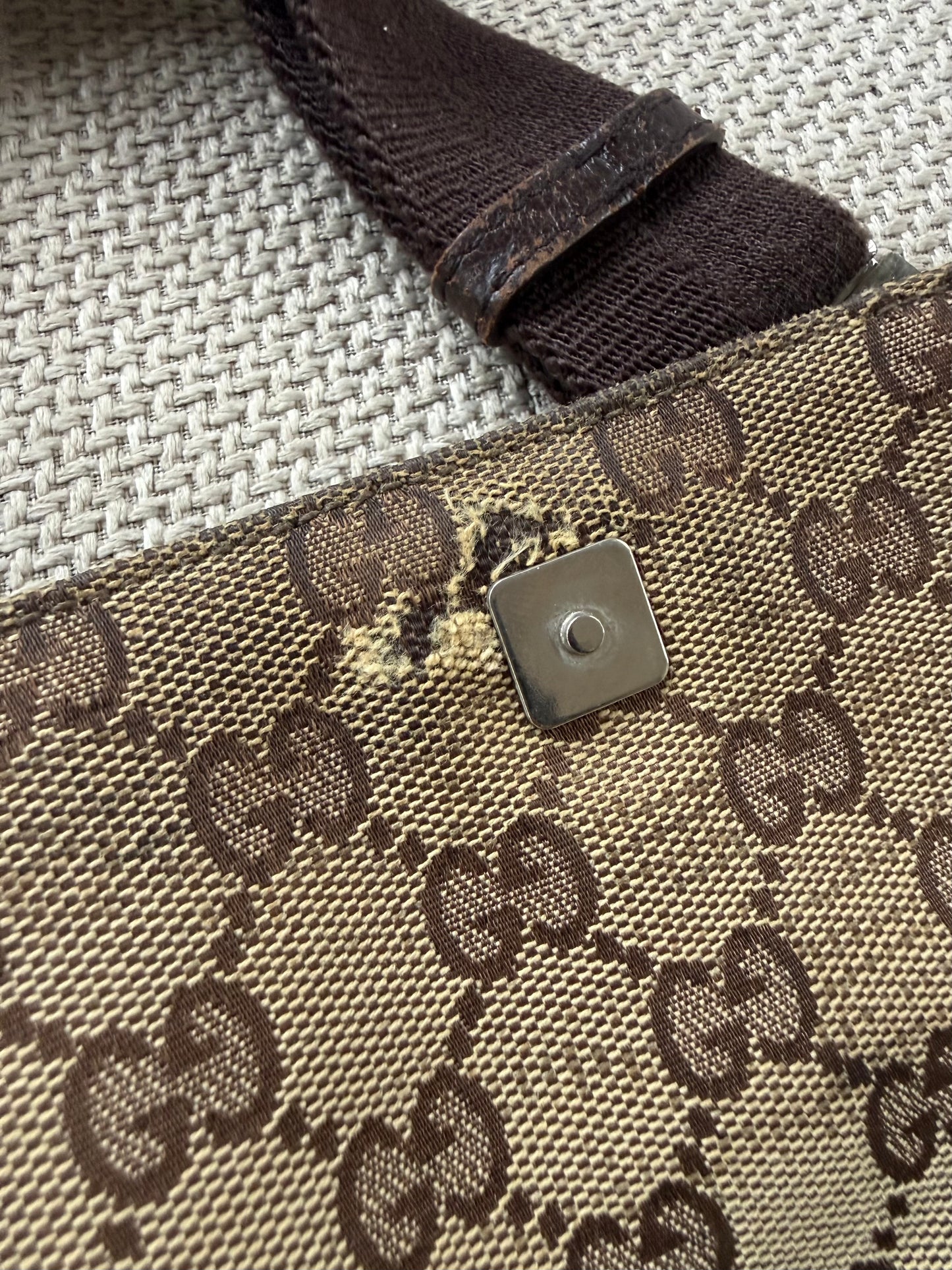 Gucci waistbag/crossbody