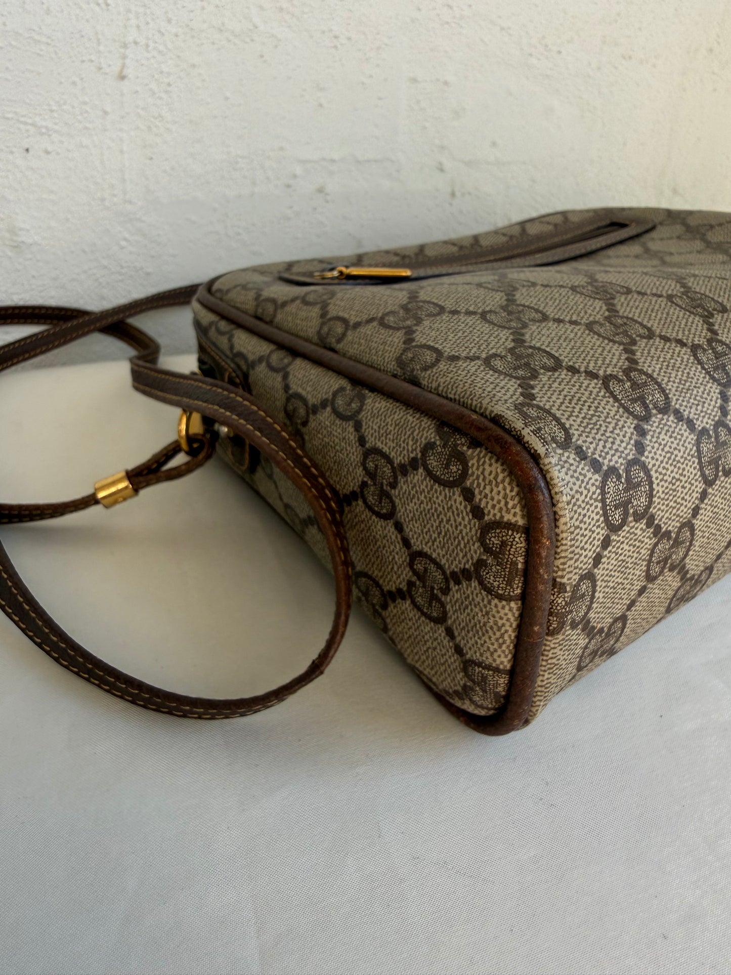 Gucci shoulder bag