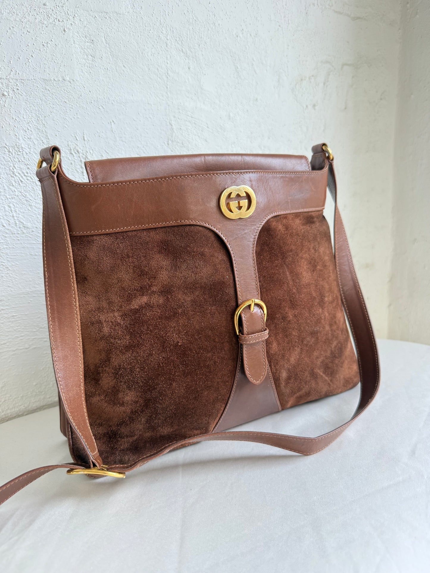 Gucci Suede Shoulder bag
