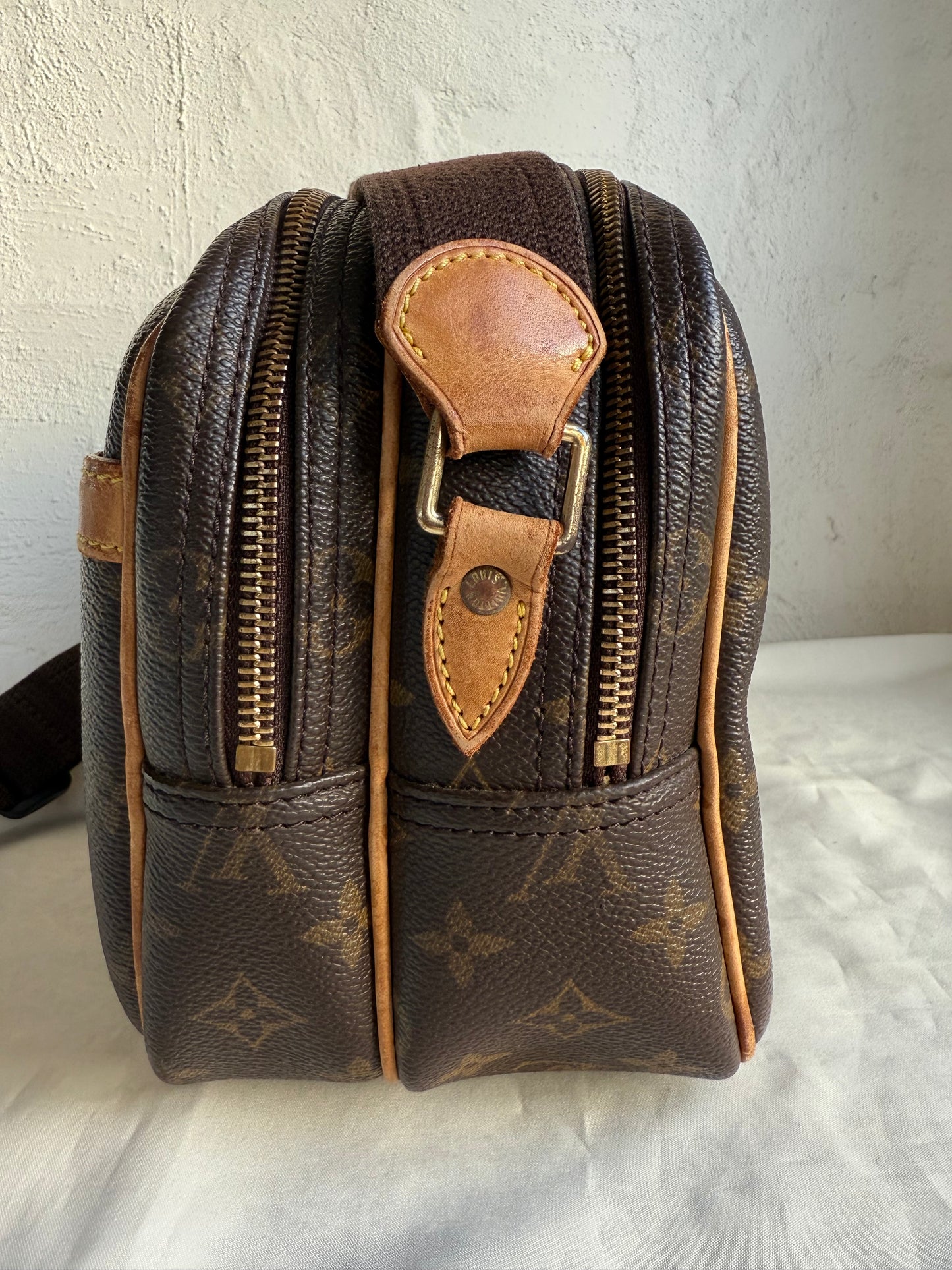 Louis Vuitton Reporter PM