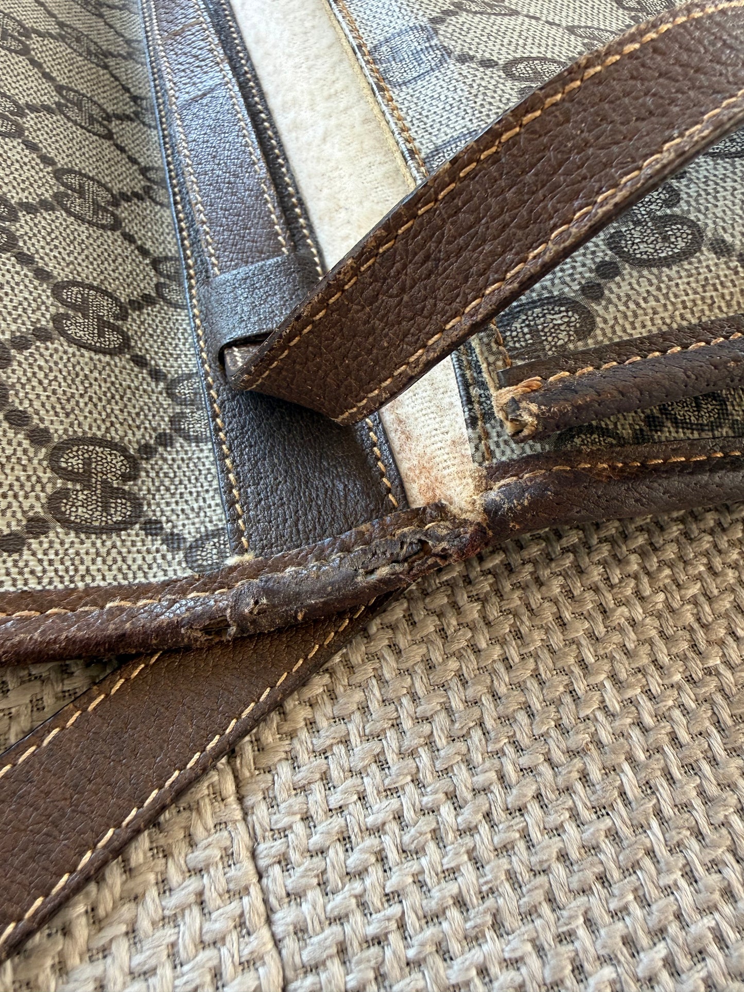 Gucci 2 way Crossbody/Clutch