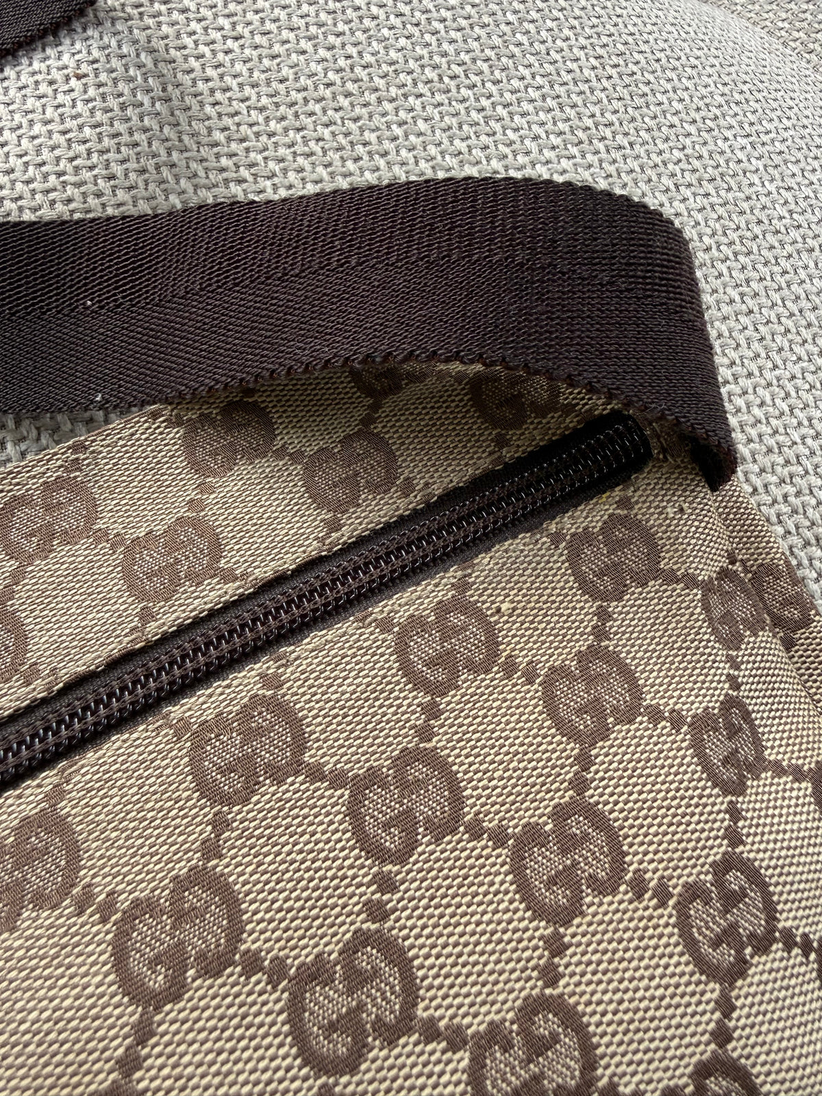 Gucci waistbag / crossbody