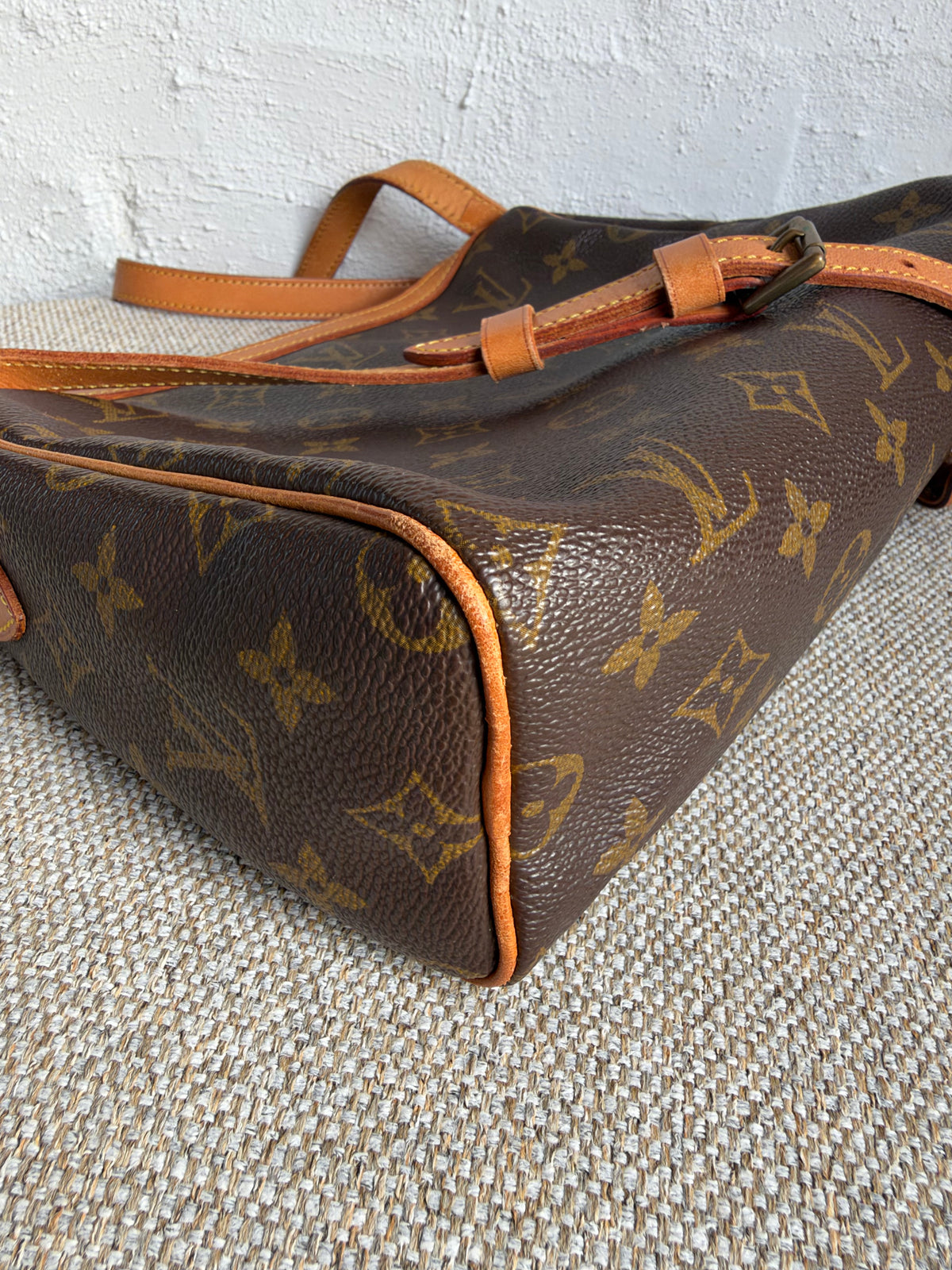 Louis Vuitton Tulle Lee