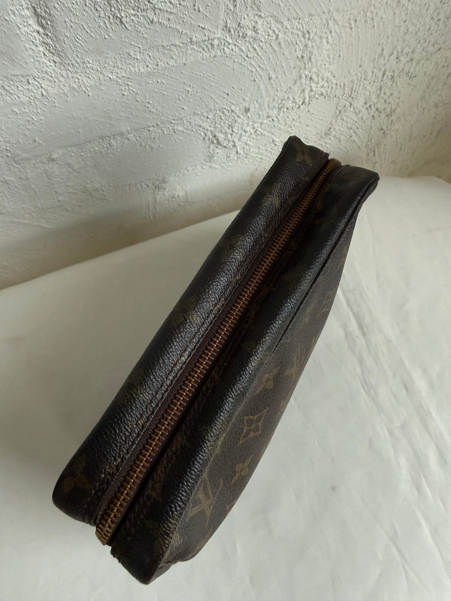 Louis Vuitton makeup/toilet taske