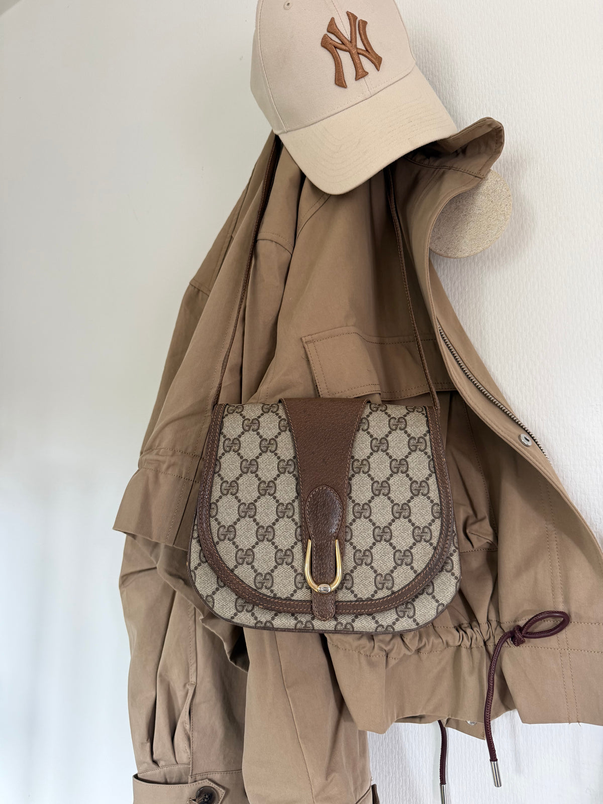 Gucci  Crossbody