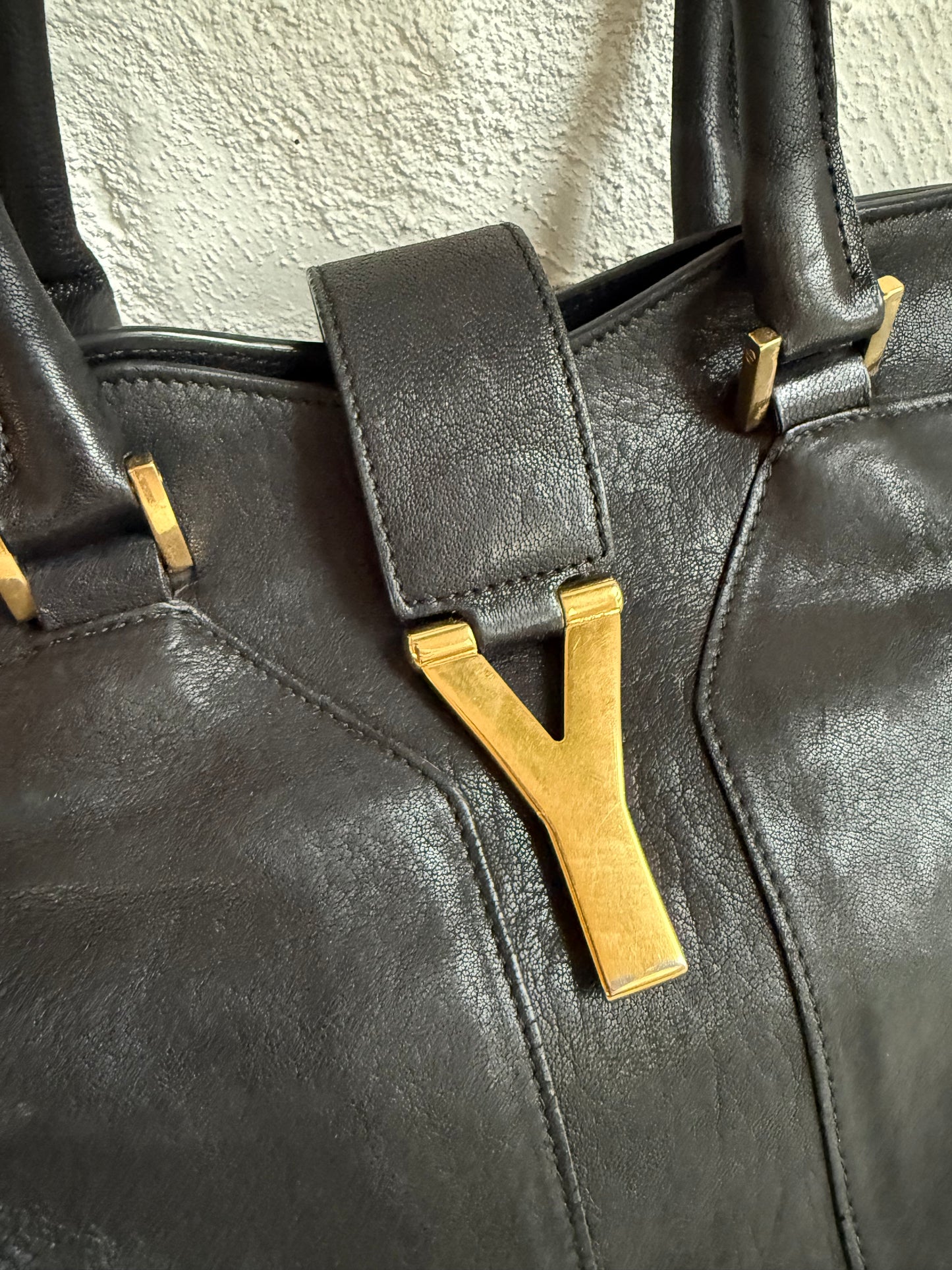 Yves Saint Laurent Cabas