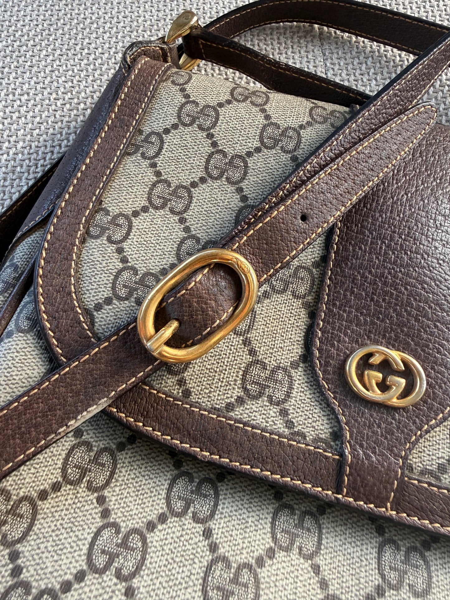 Gucci Crossbody bag