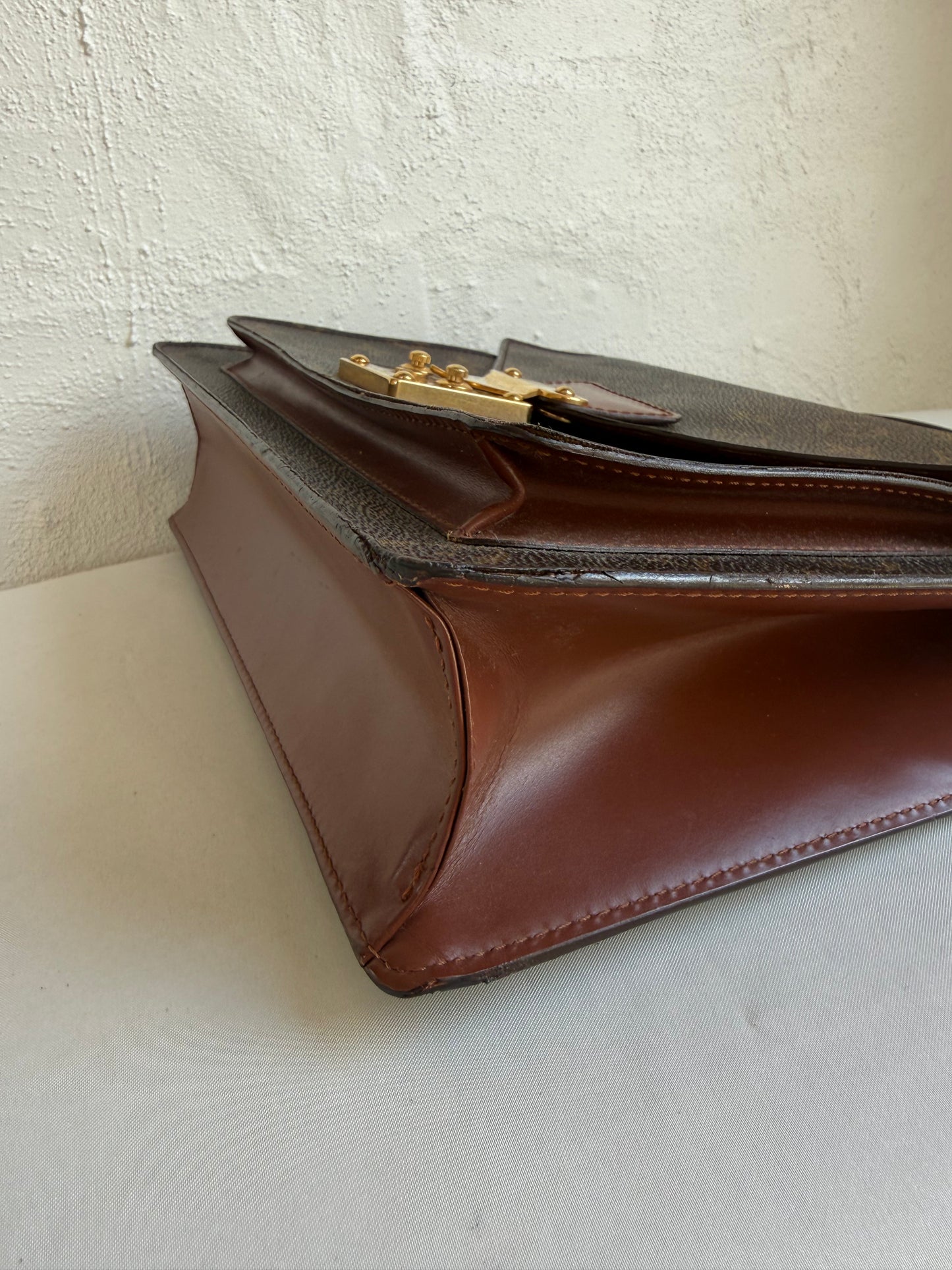 Louis Vuitton Monceau 28