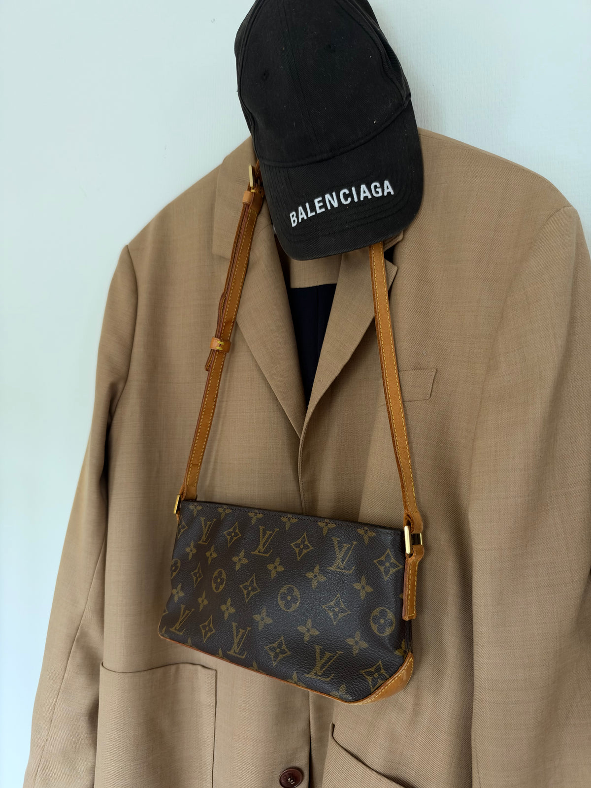 Louis Vuitton Trotteur Crossbody