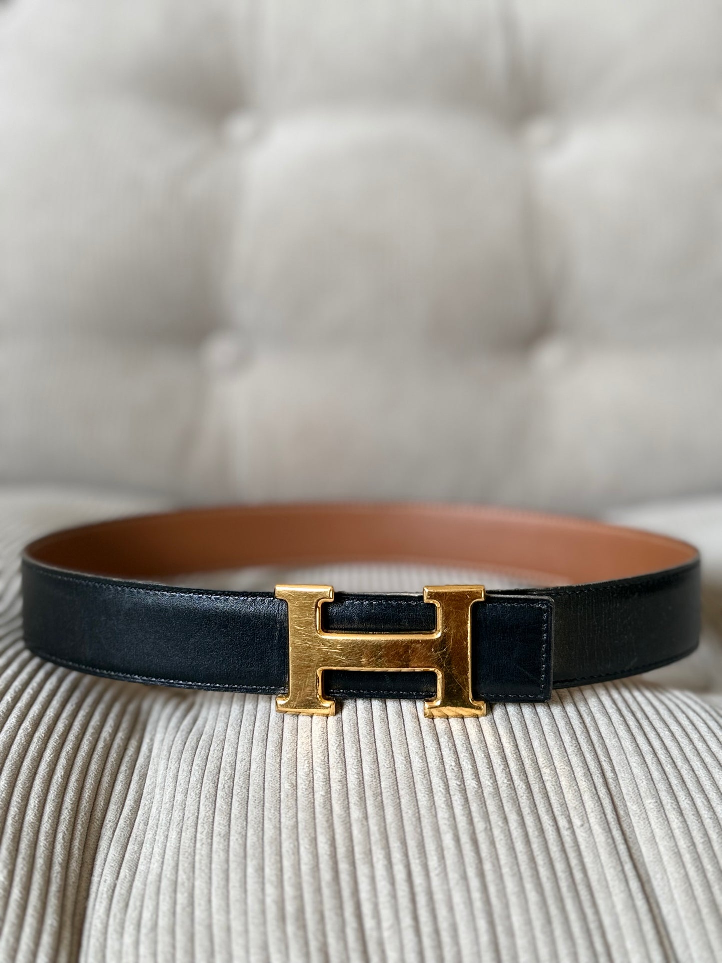 Hermés Reversible H belt
