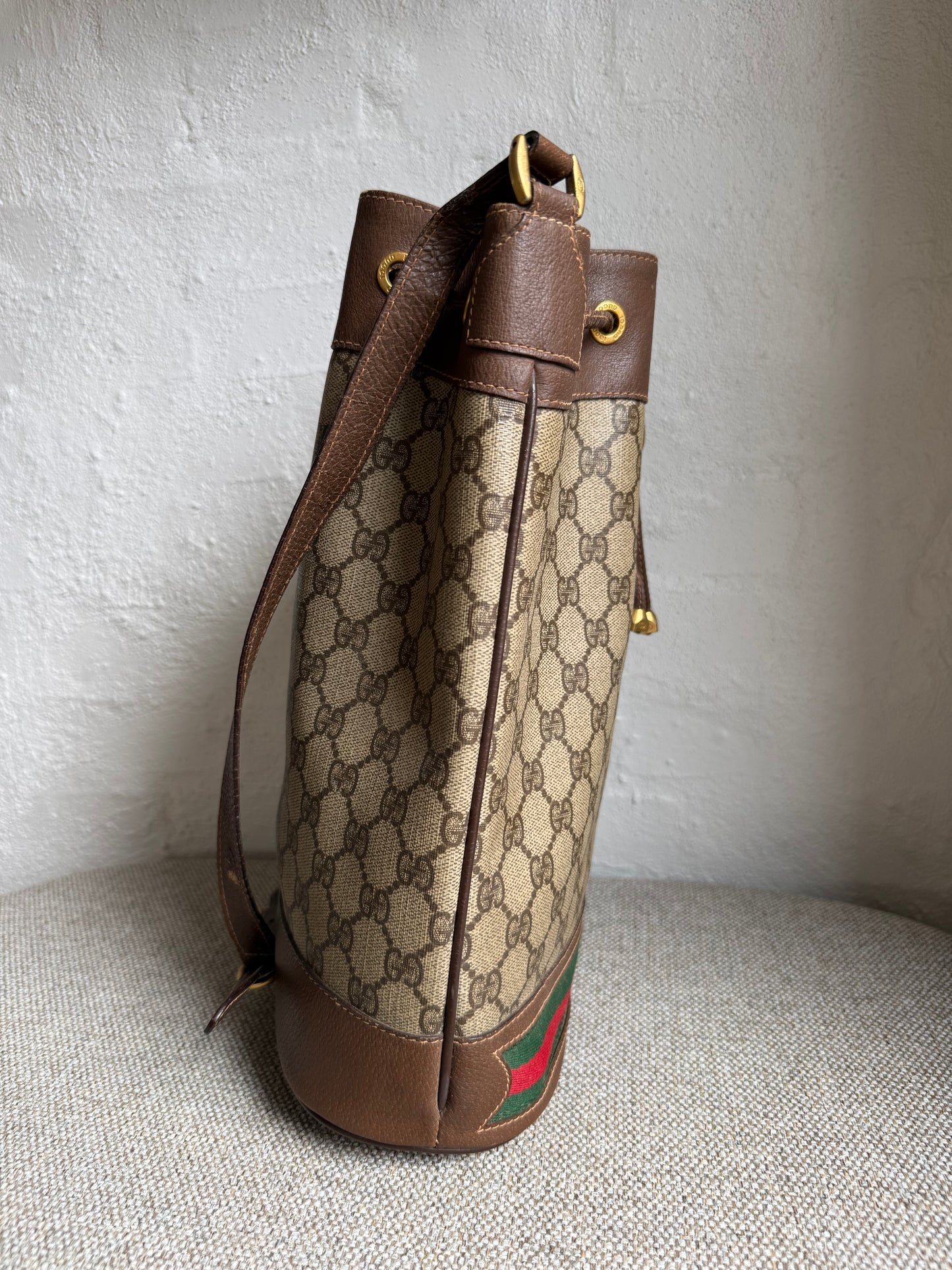 Gucci Bucket bag GM