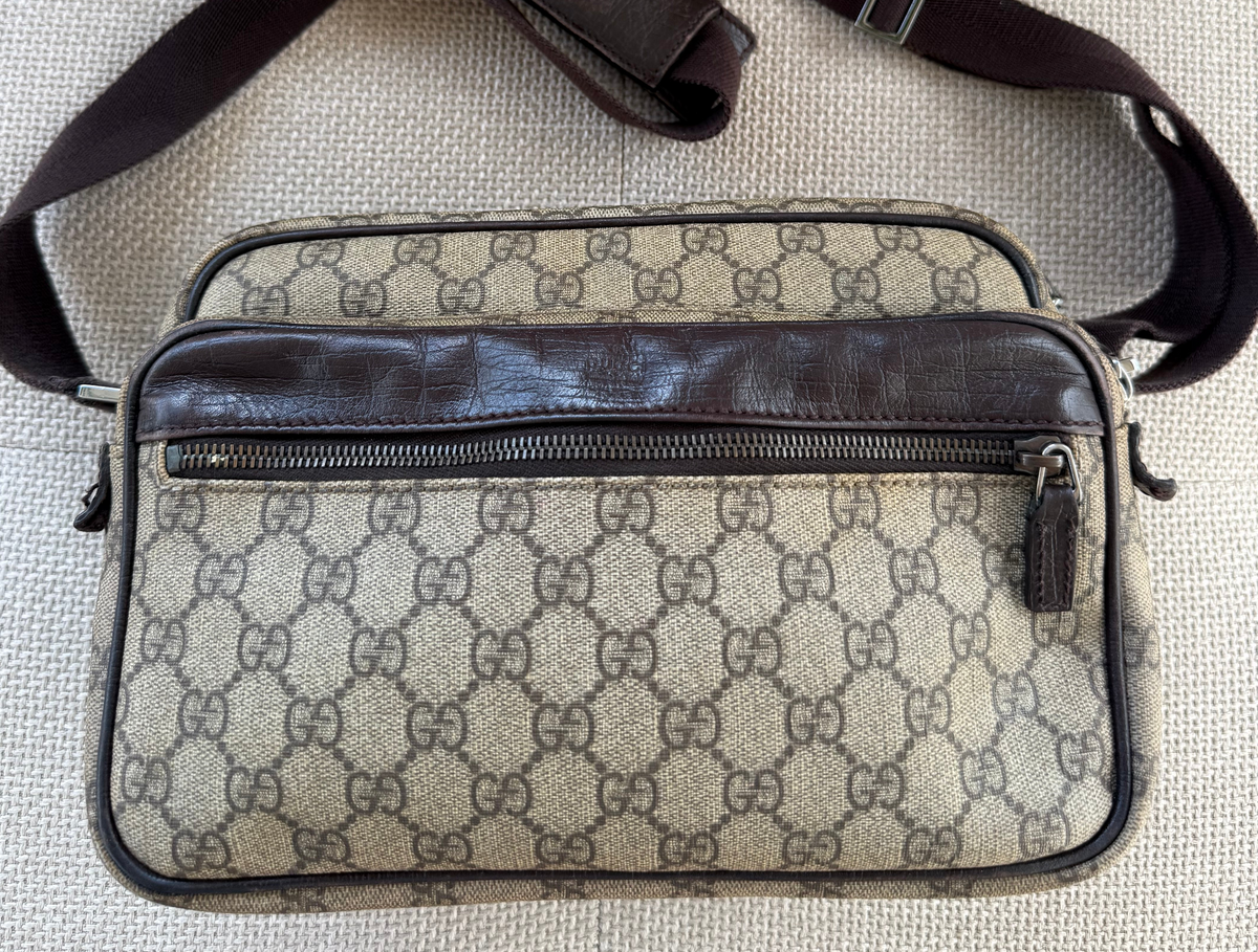 Gucci Messenger bag