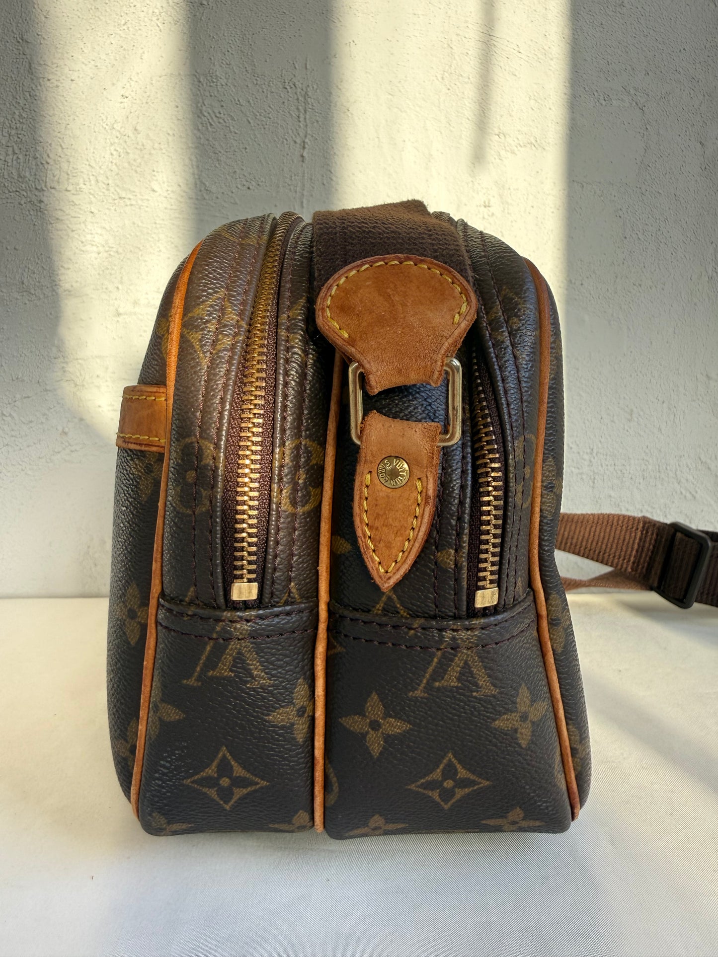 Louis Vuitton Reporter PM