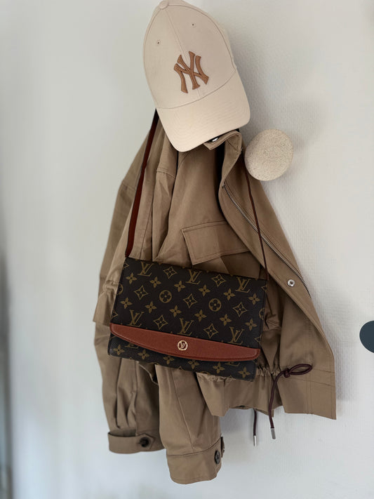 Louis Vuitton Bordeaux 2-way bag