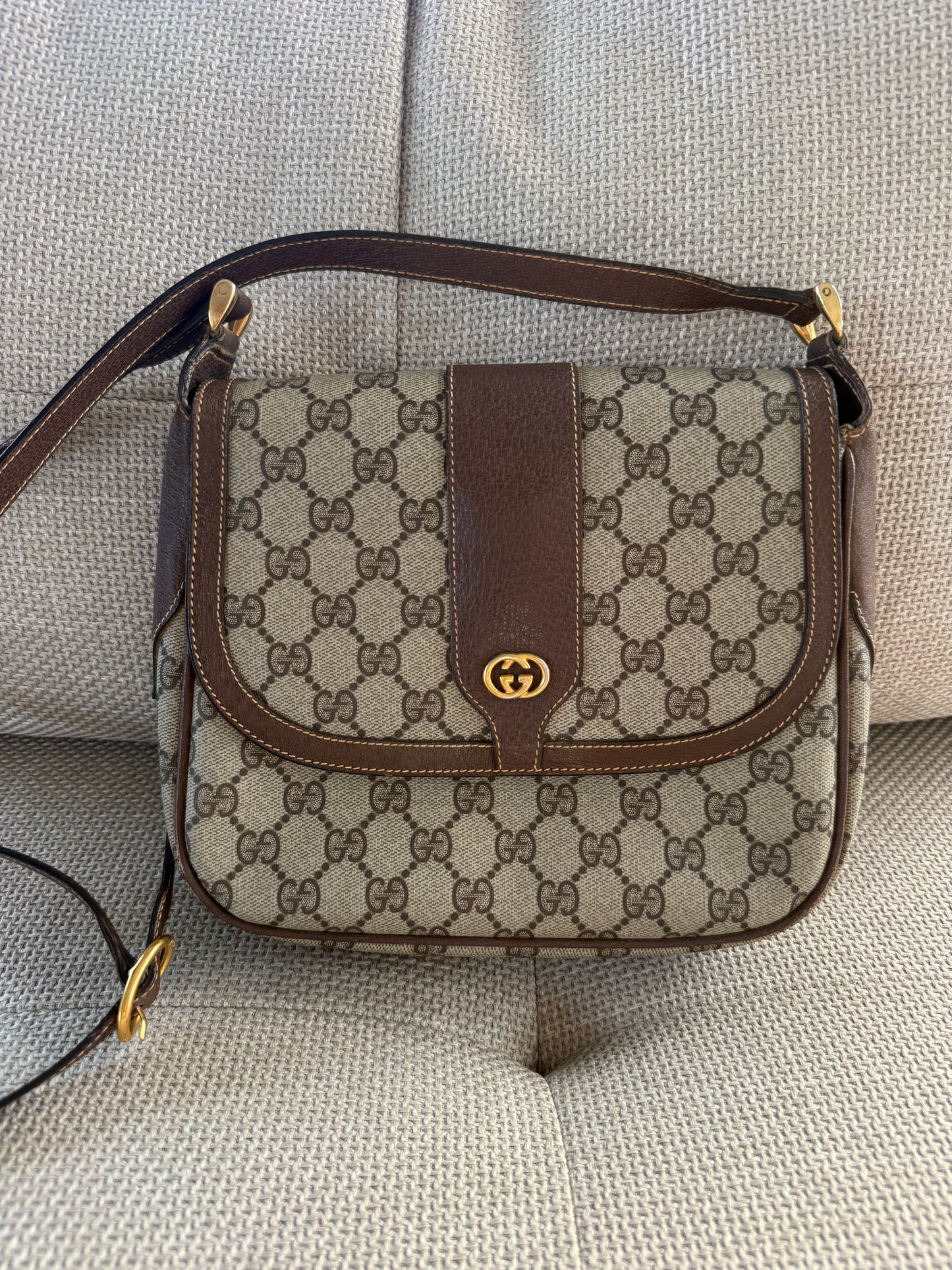 Gucci Crossbody bag