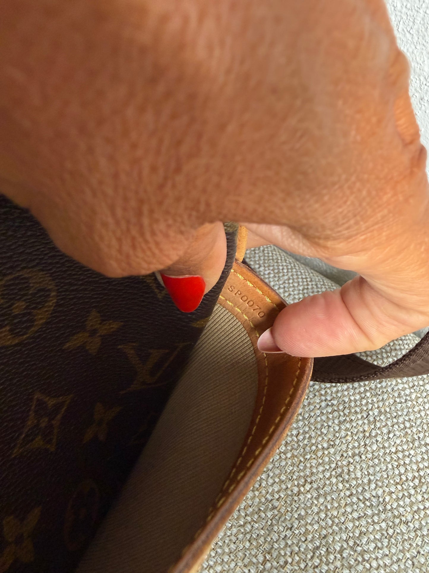 Louis Vuitton Reporter PM