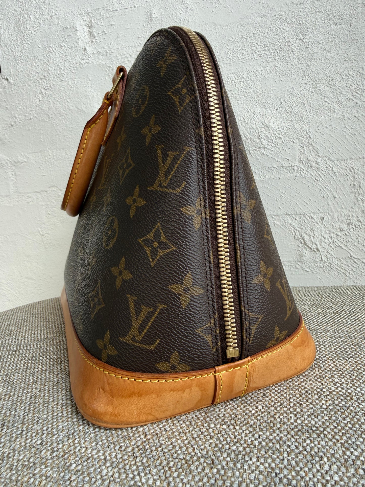 Louis Vuitton Alma