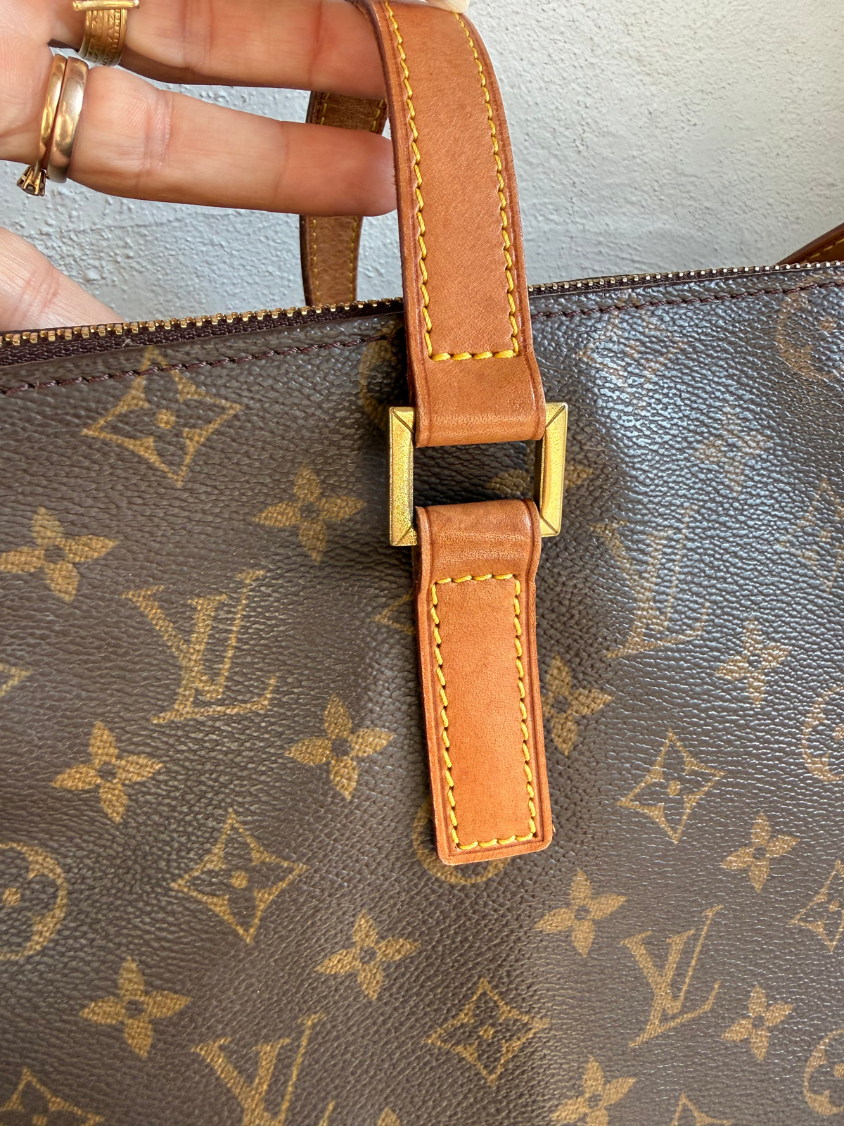 Louis Vuitton Cabas Mezzo