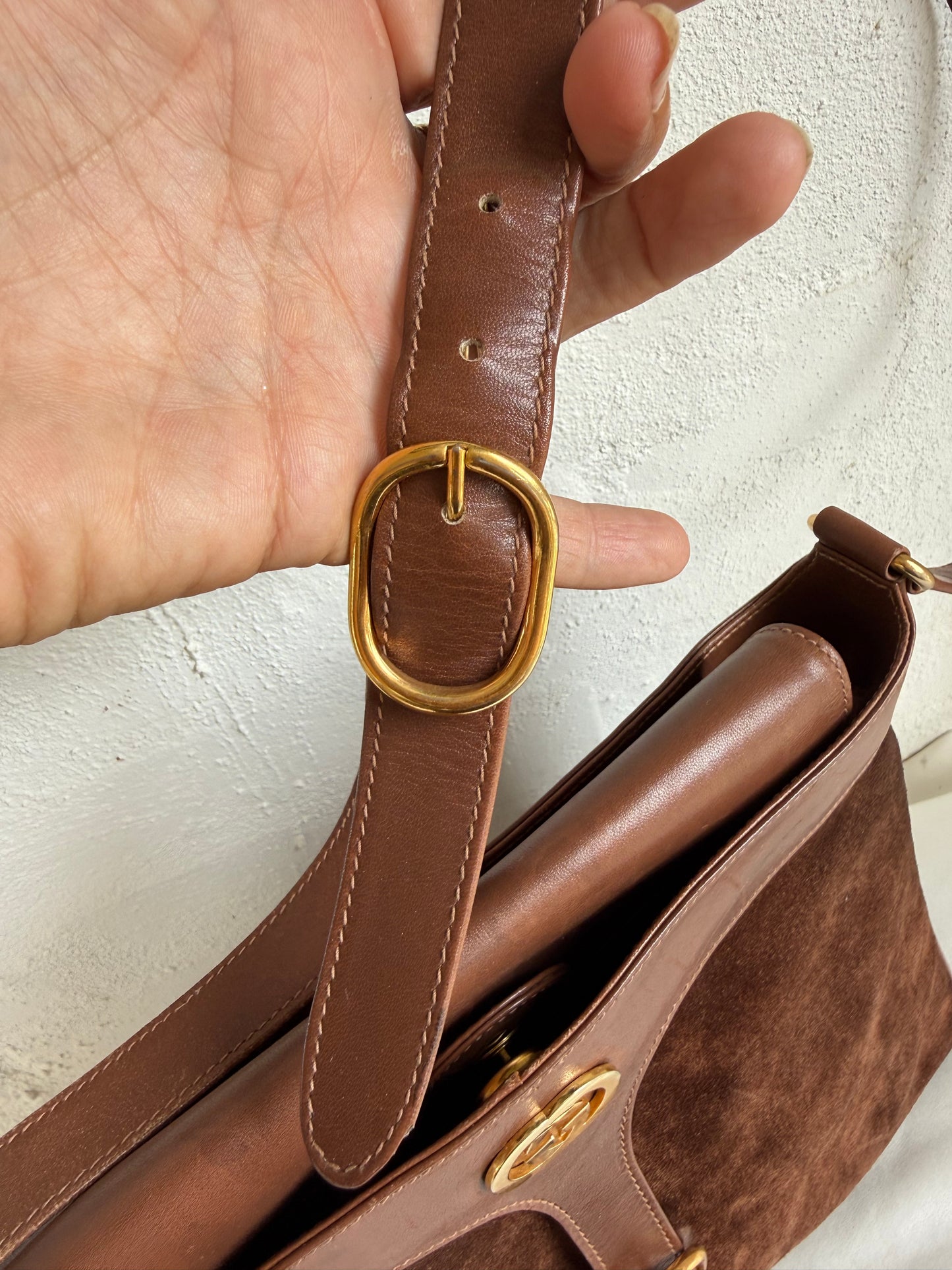 Gucci Suede Shoulder bag