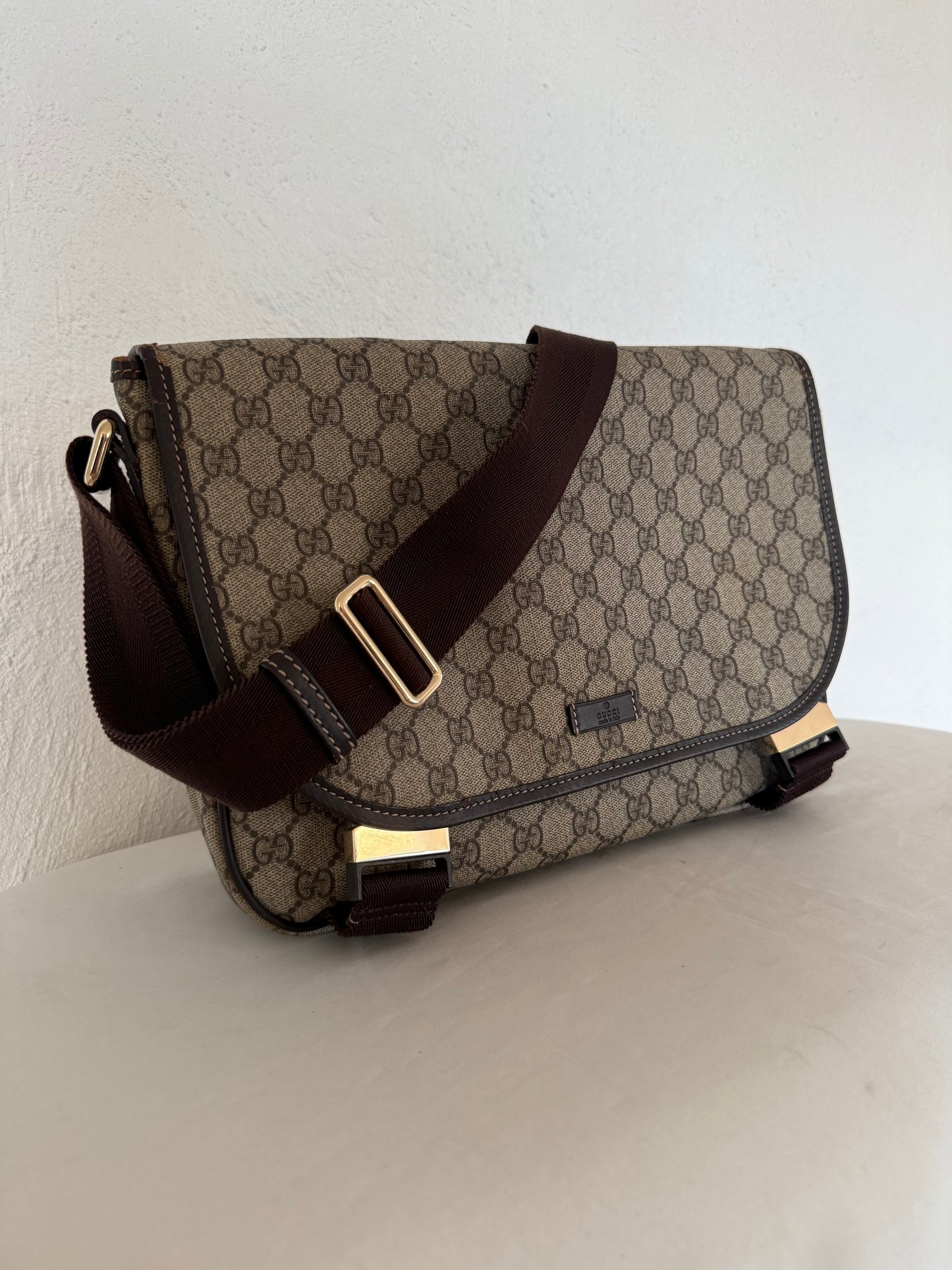 Gucci Messenger bag