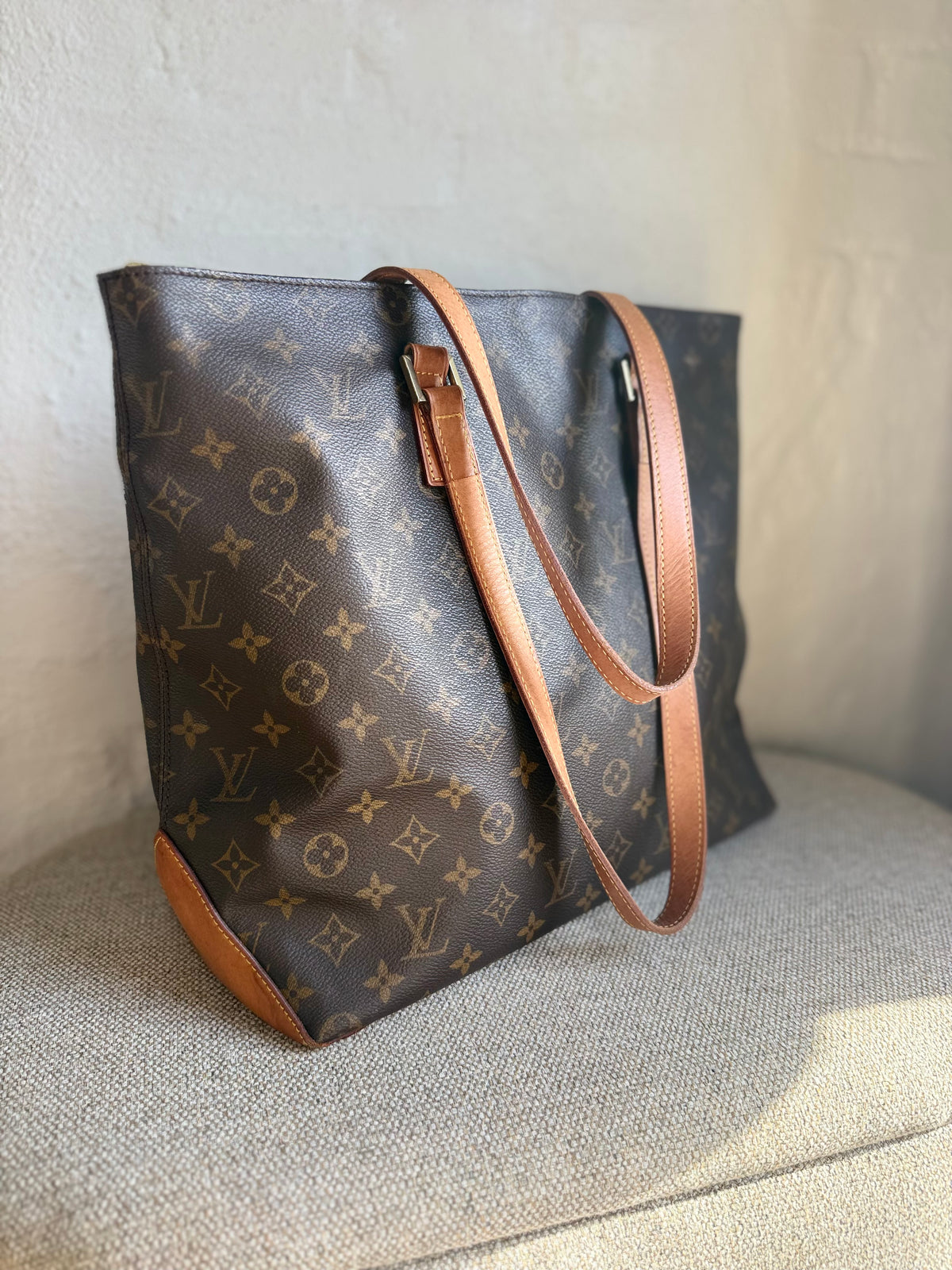 Louis Vuitton Cabas Mezzo