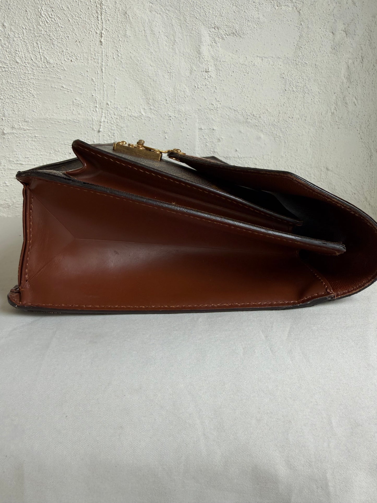 Louis Vuitton Monceau 28