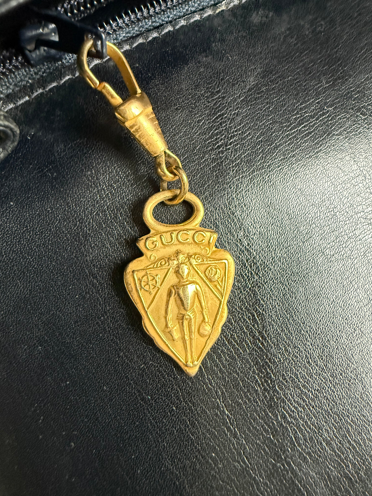 Gucci shoulder/handbag