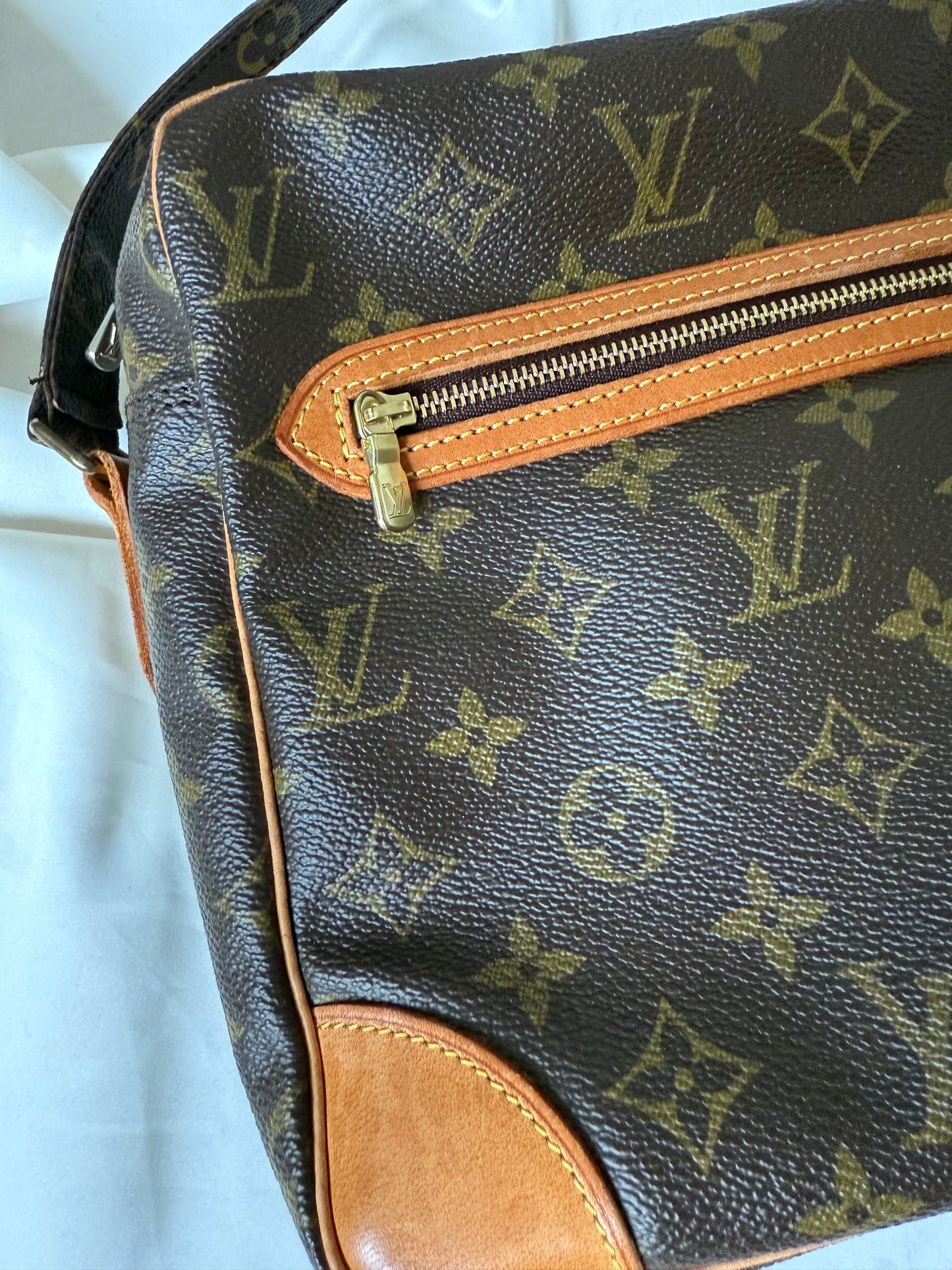 Louis Vuitton Crossbody