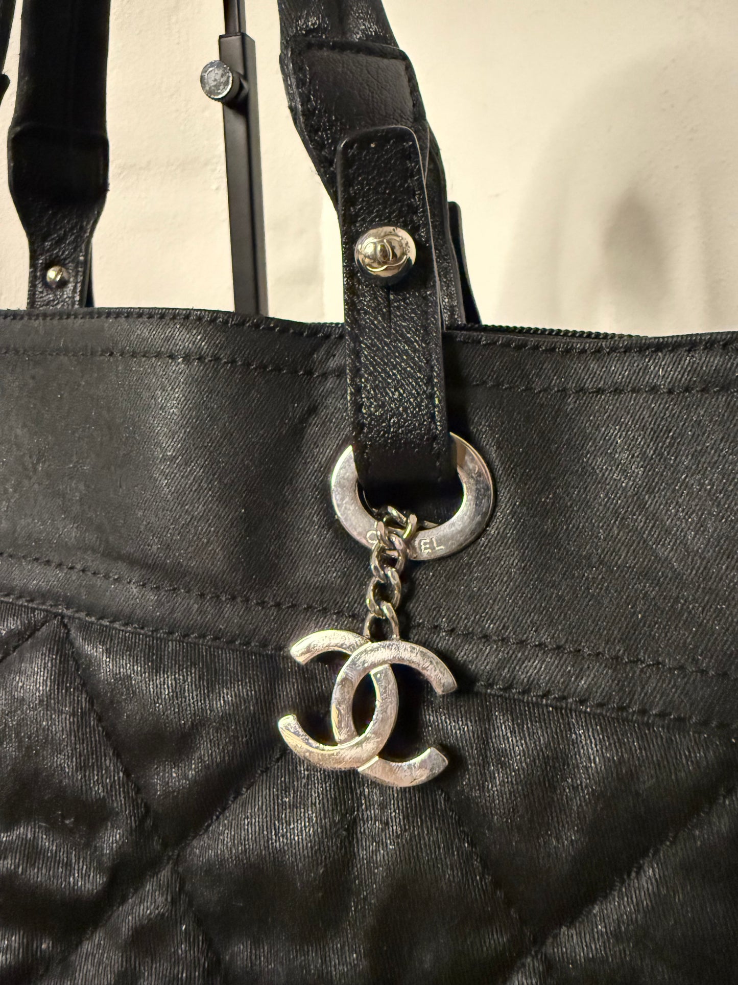 Chanel Tote bag
