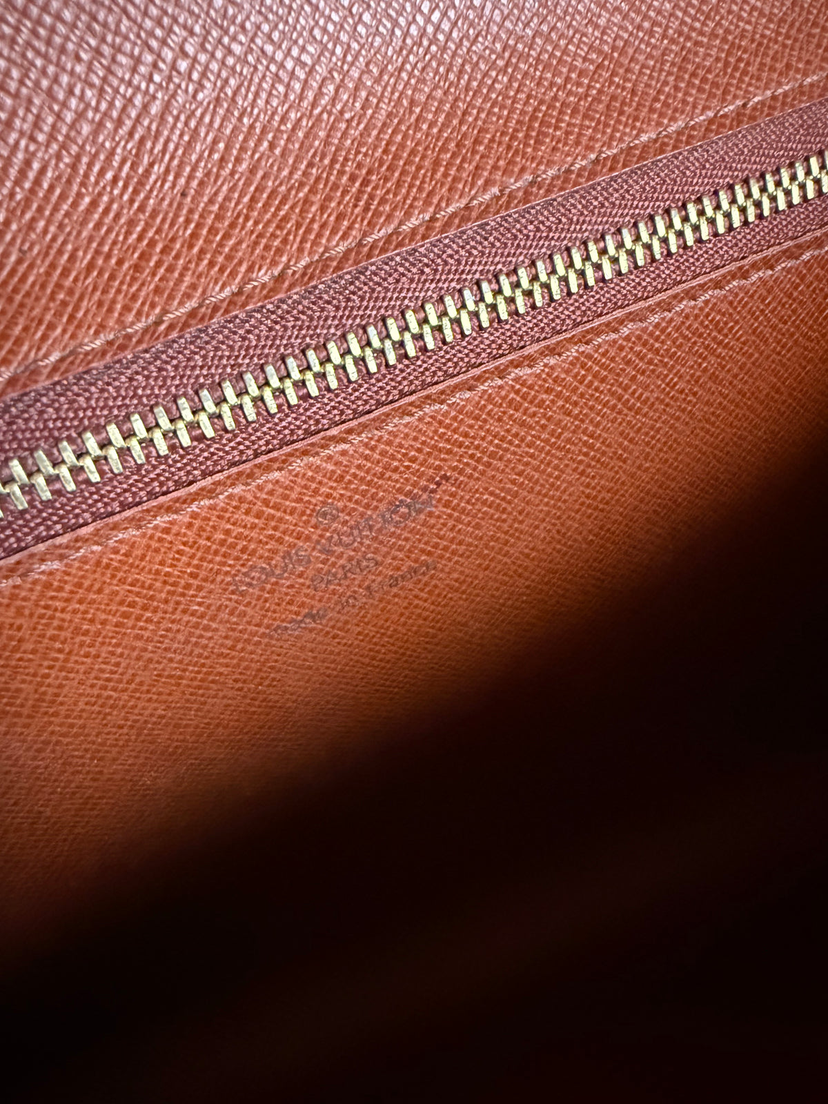 Louis Vuitton Bordeaux 2-way bag