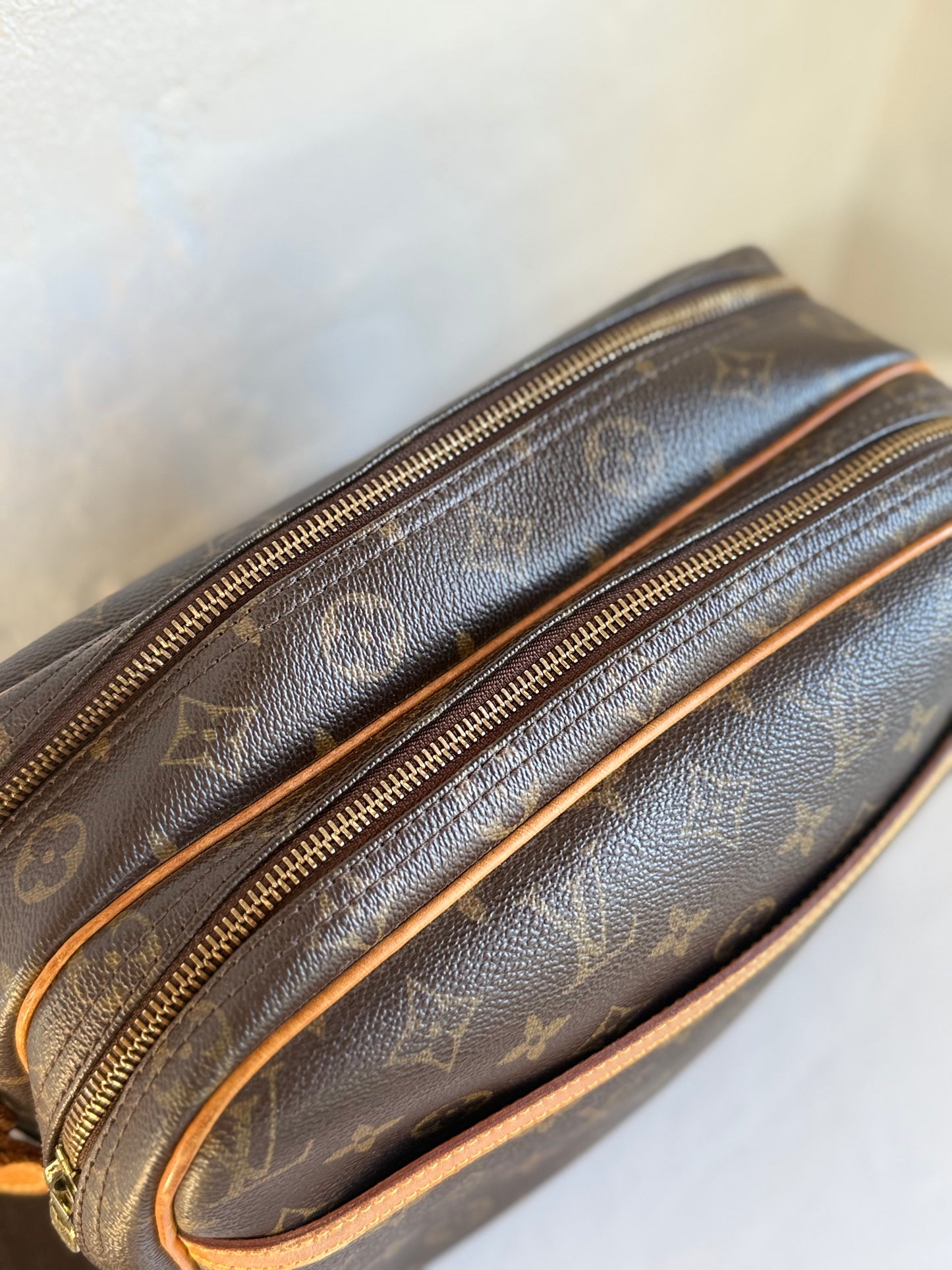 Louis Vuitton Reporter PM