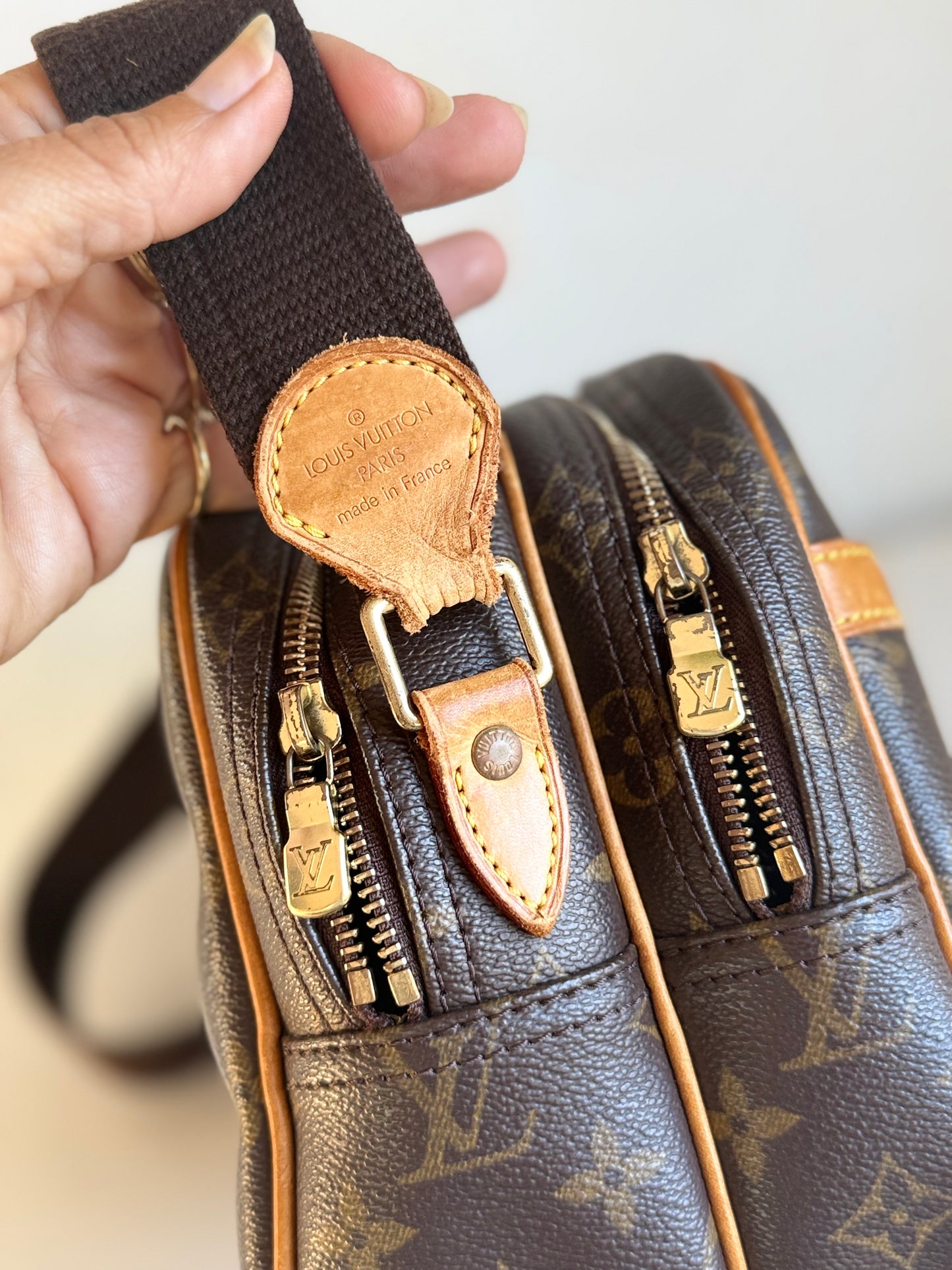 Louis Vuitton Reporter PM