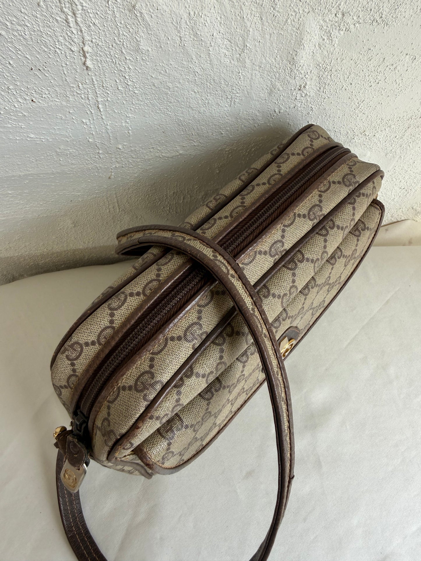 Gucci Crossbody bag