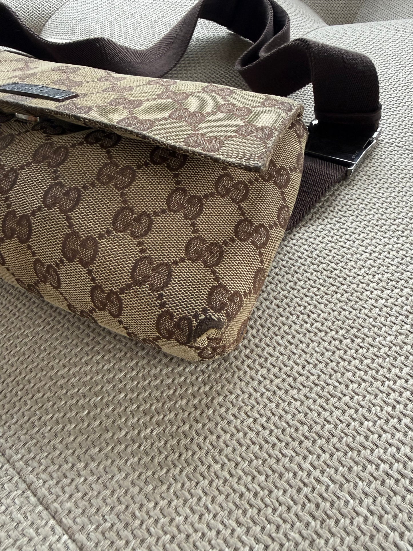 Gucci waistbag/crossbody
