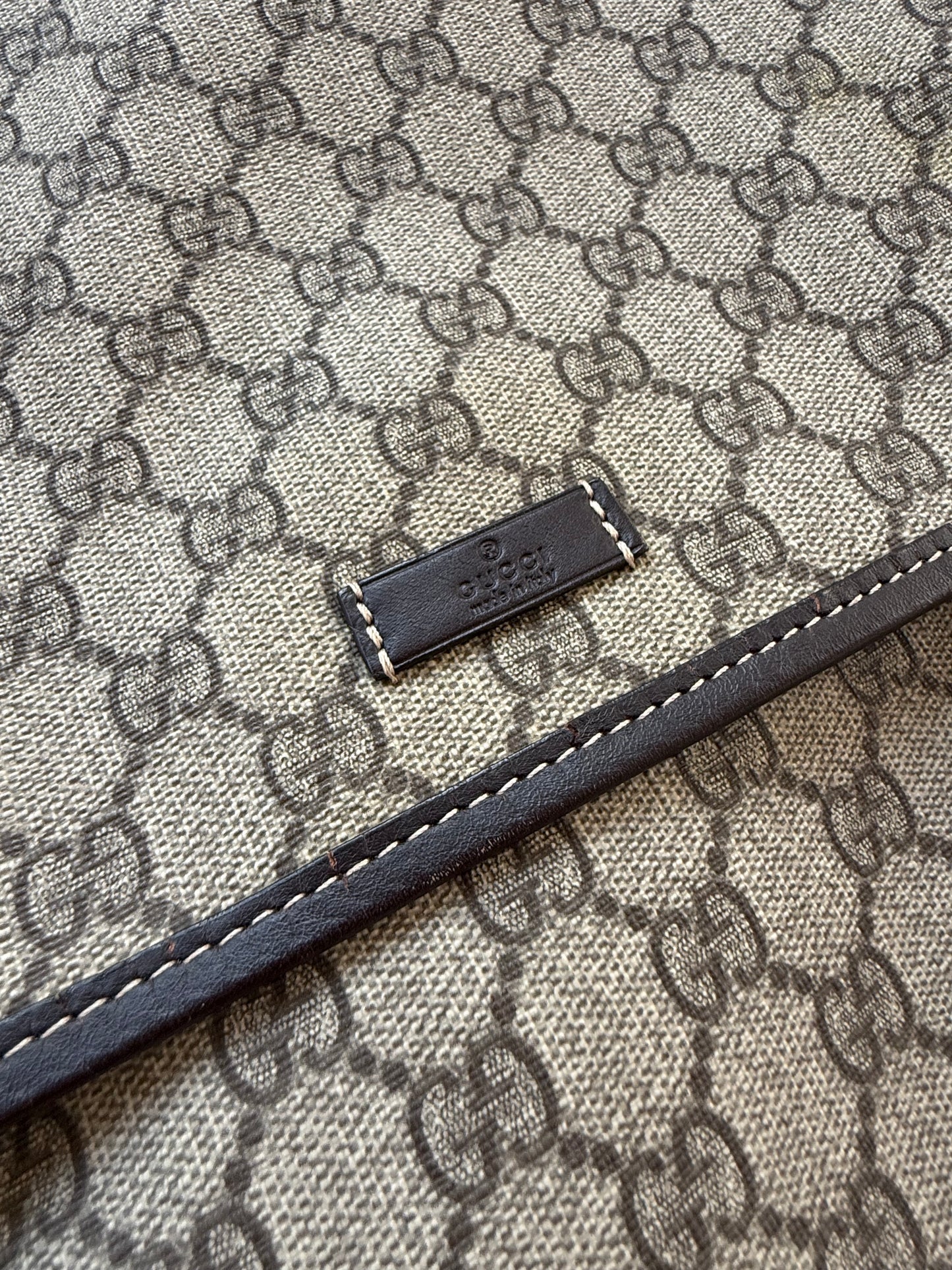 Gucci Messenger bag