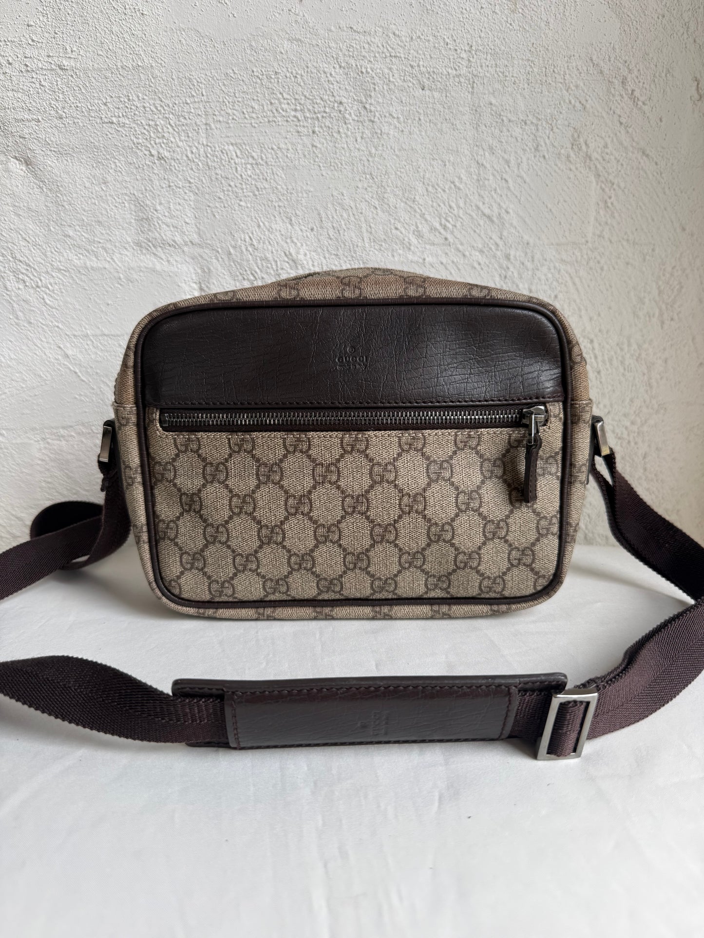 Gucci Messenger bag