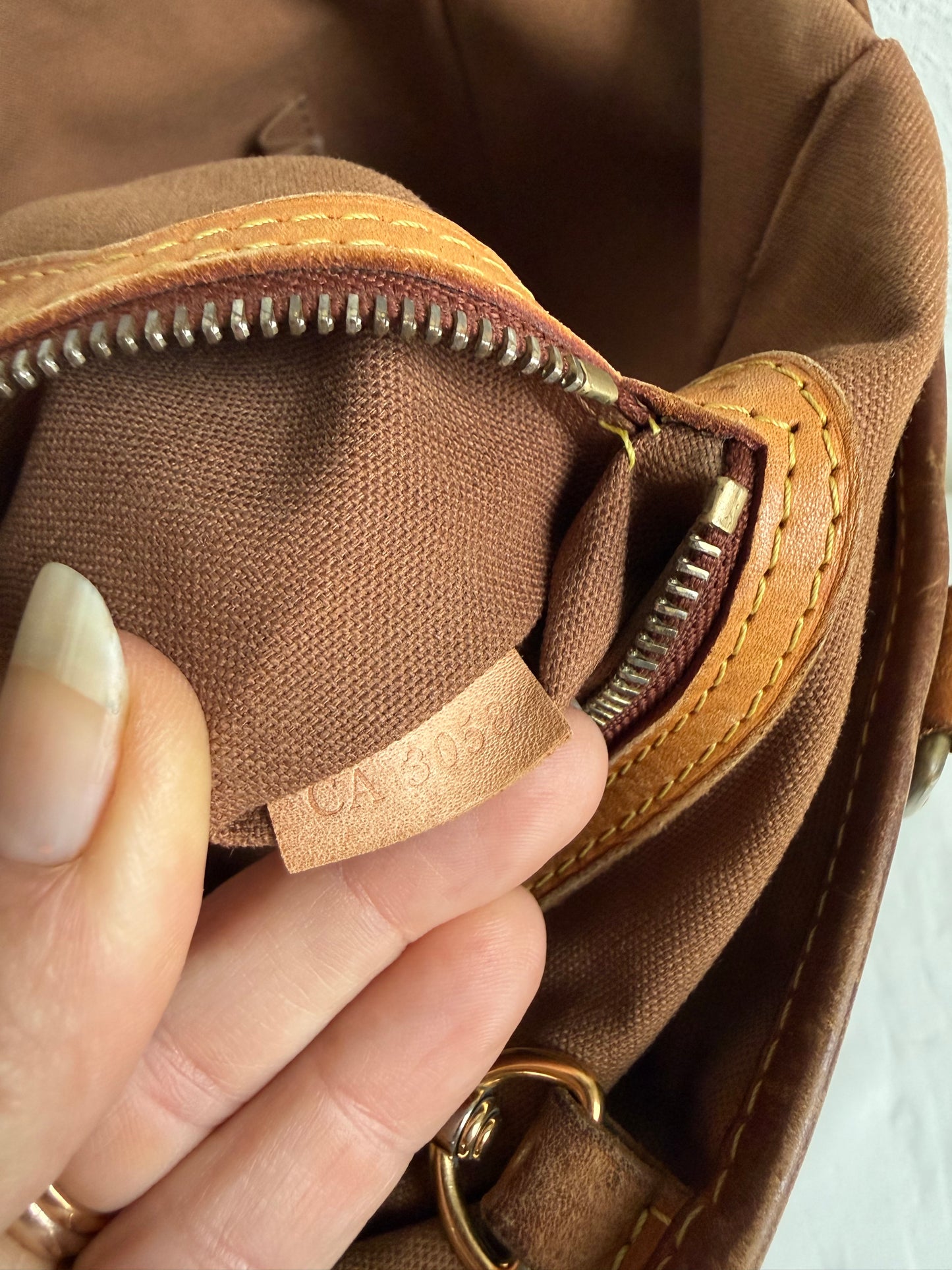 Louis Vuitton Tote bag