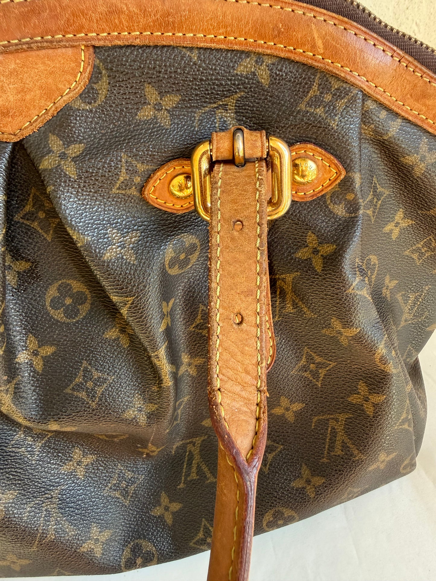 Louis Vuitton Tivoli GM