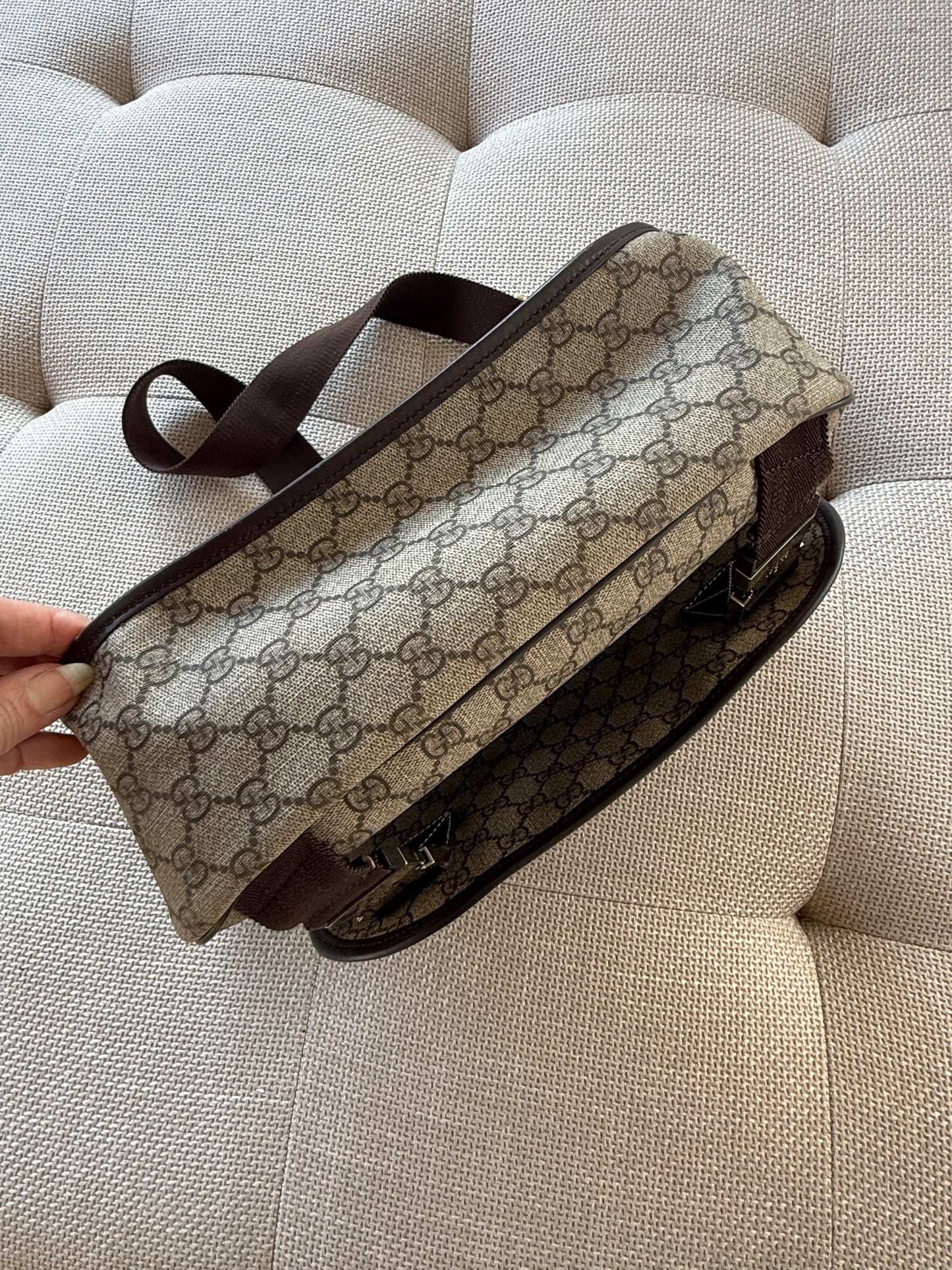 Gucci Messenger bag