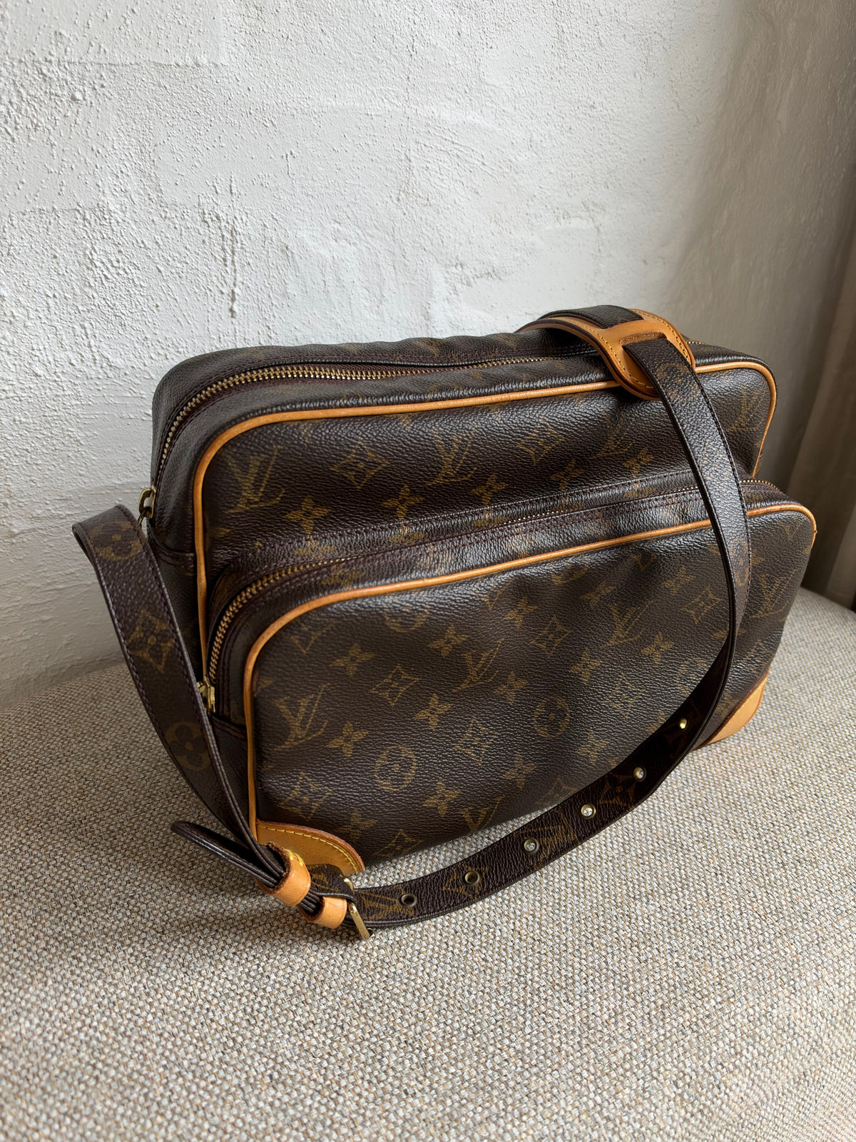 Louis Vuitton Nile bag