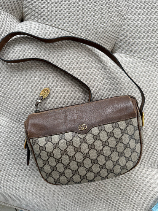 Gucci shoulder bag