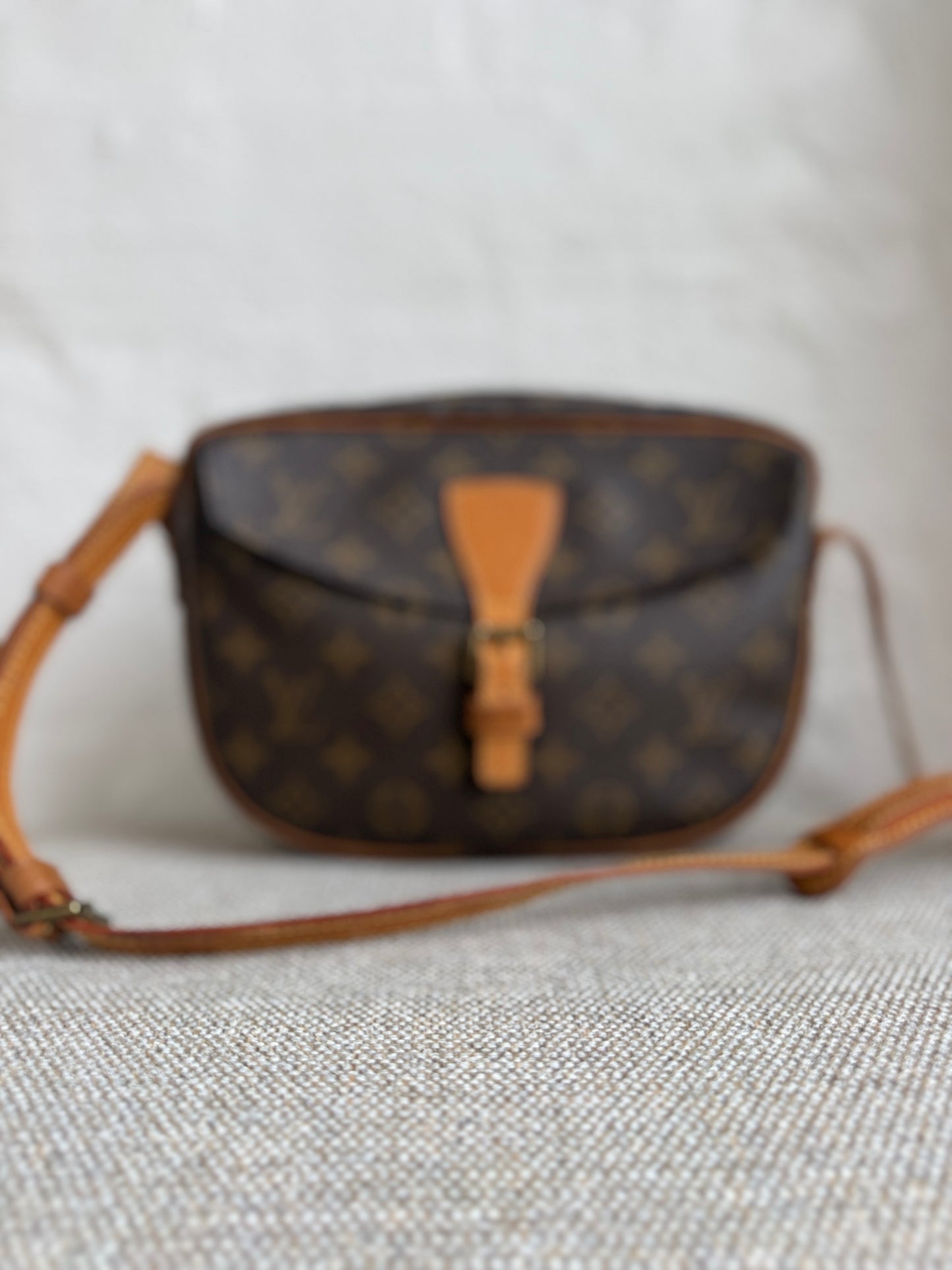 Louis Vuitton Jeune Fille MM